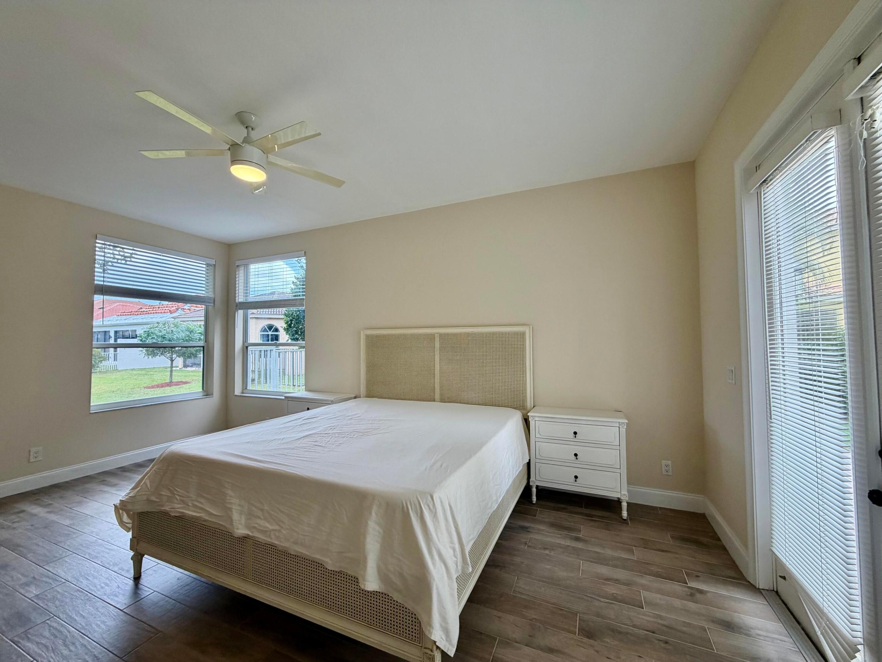 5684 Via De La Plata Circle