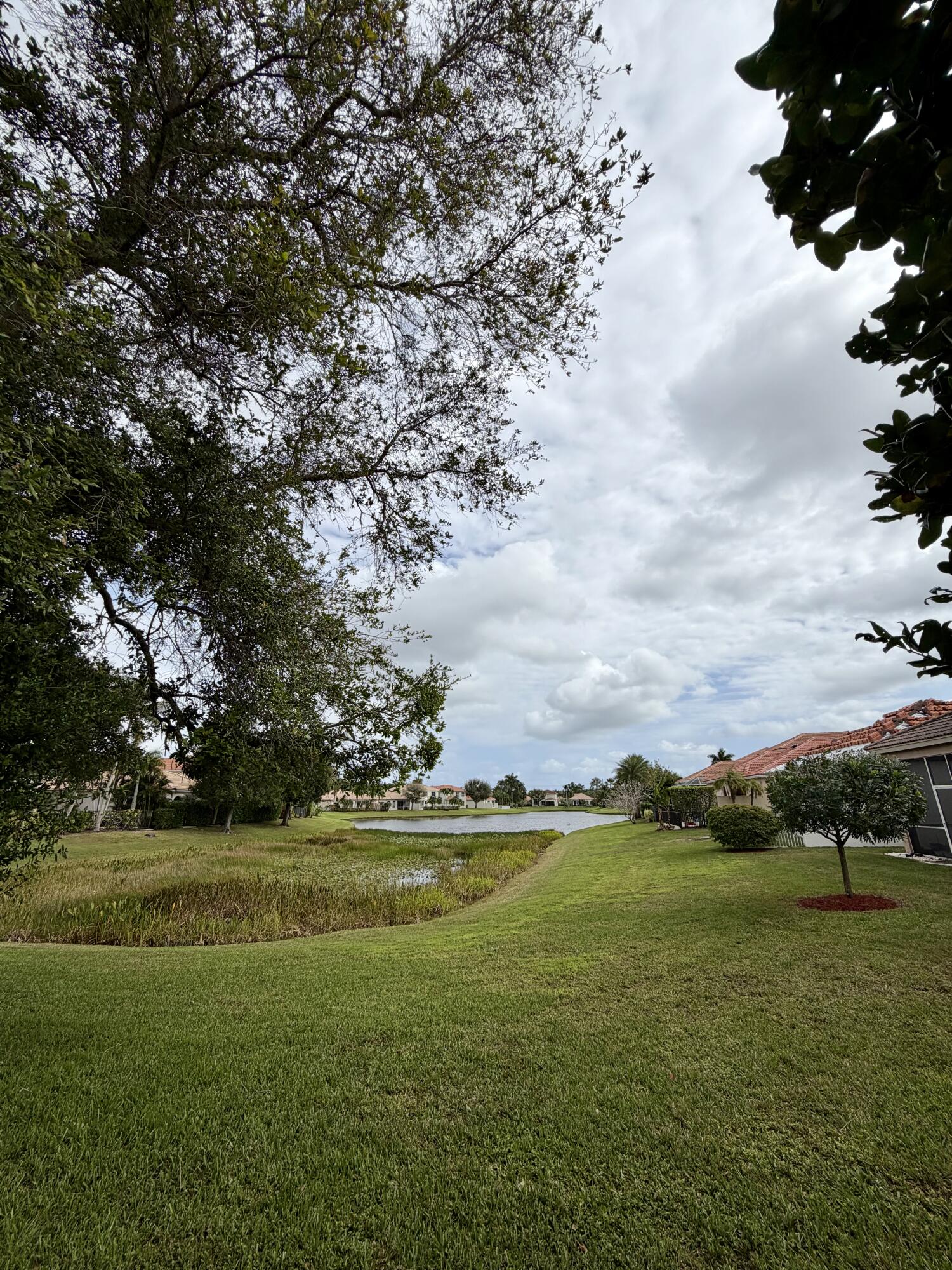 5684 Via De La Plata Circle