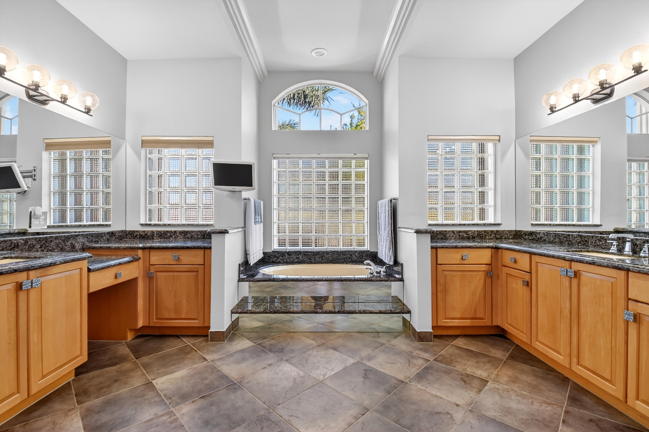 13263 Avila Beach Cove