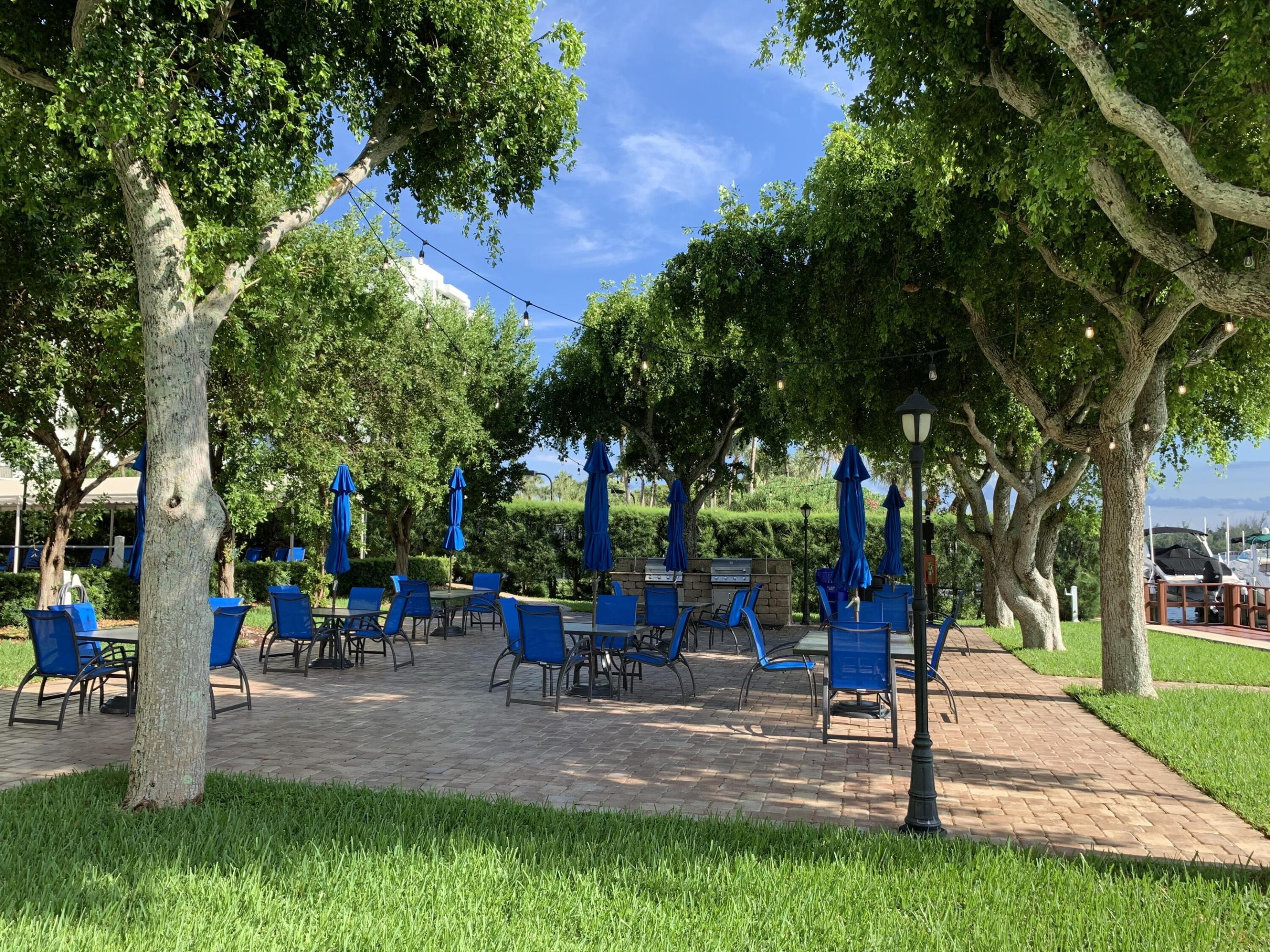 2121 N Ocean Boulevard 1204e