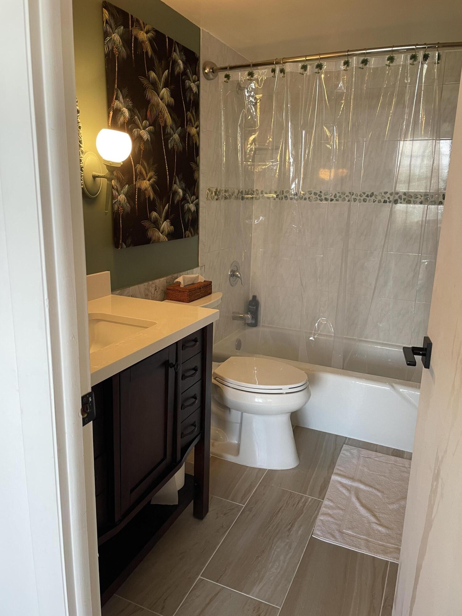 2121 N Ocean Boulevard 1204e