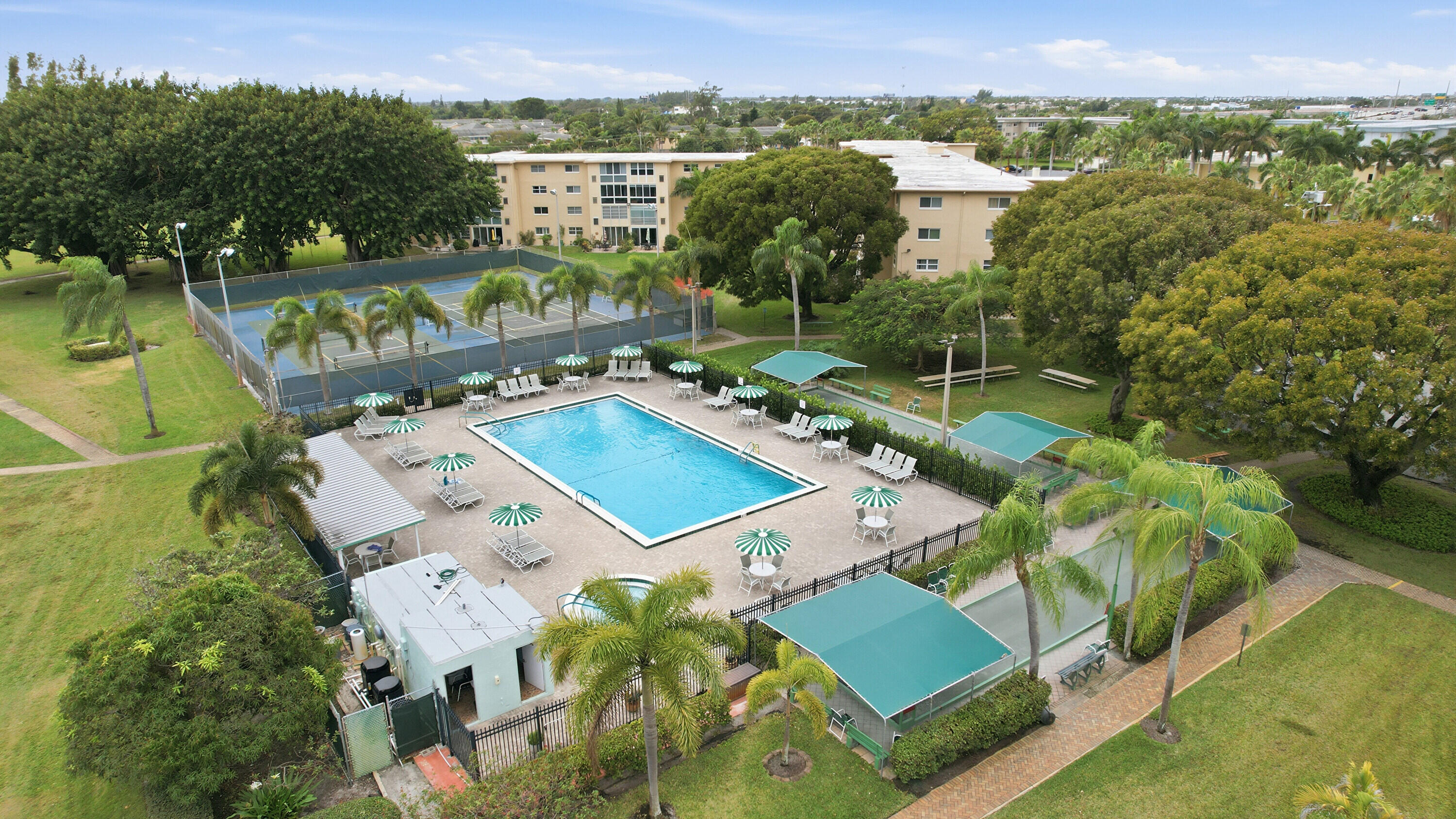 130 NE 26th Avenue 4090