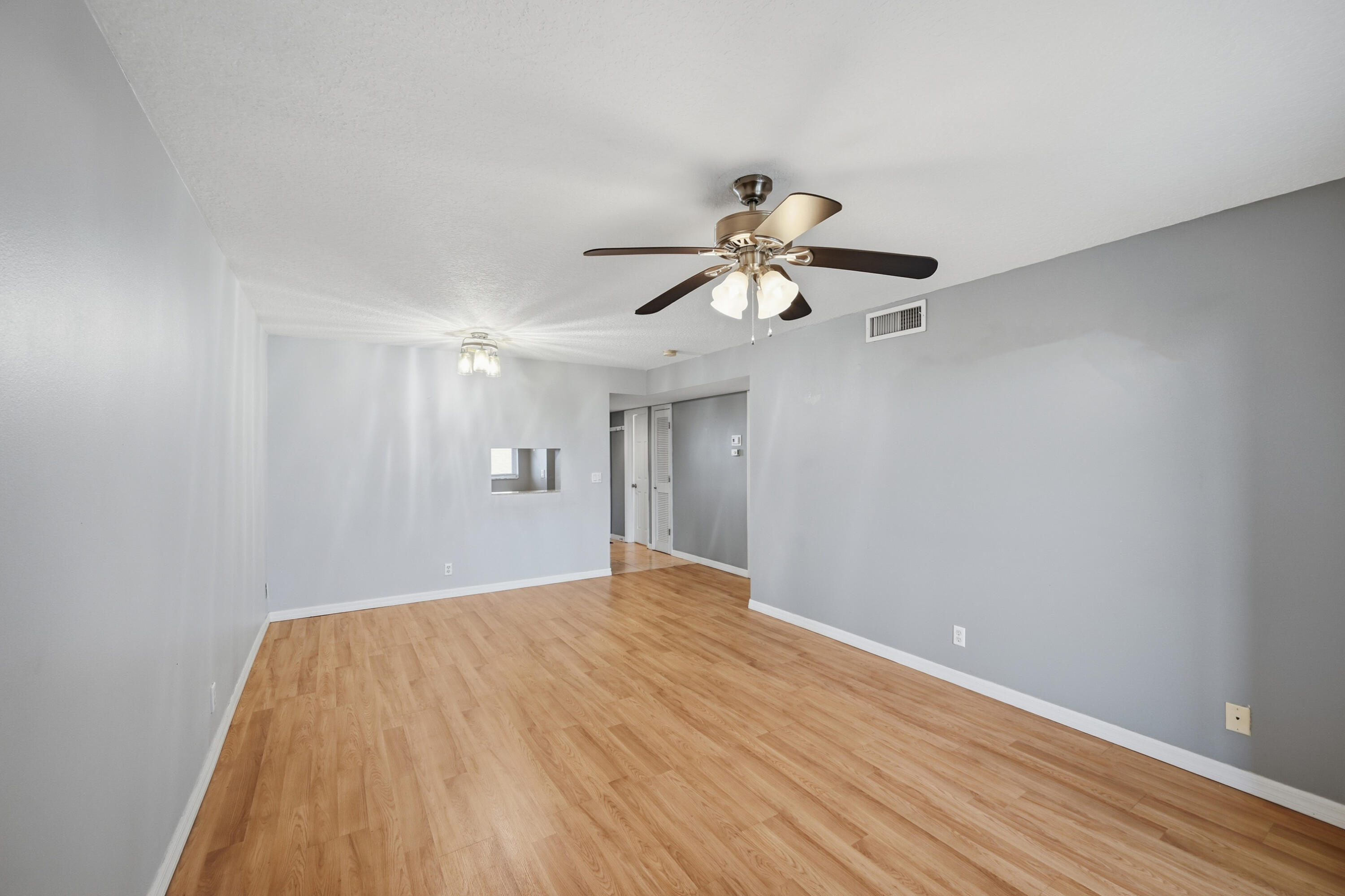 130 NE 26th Avenue 4090