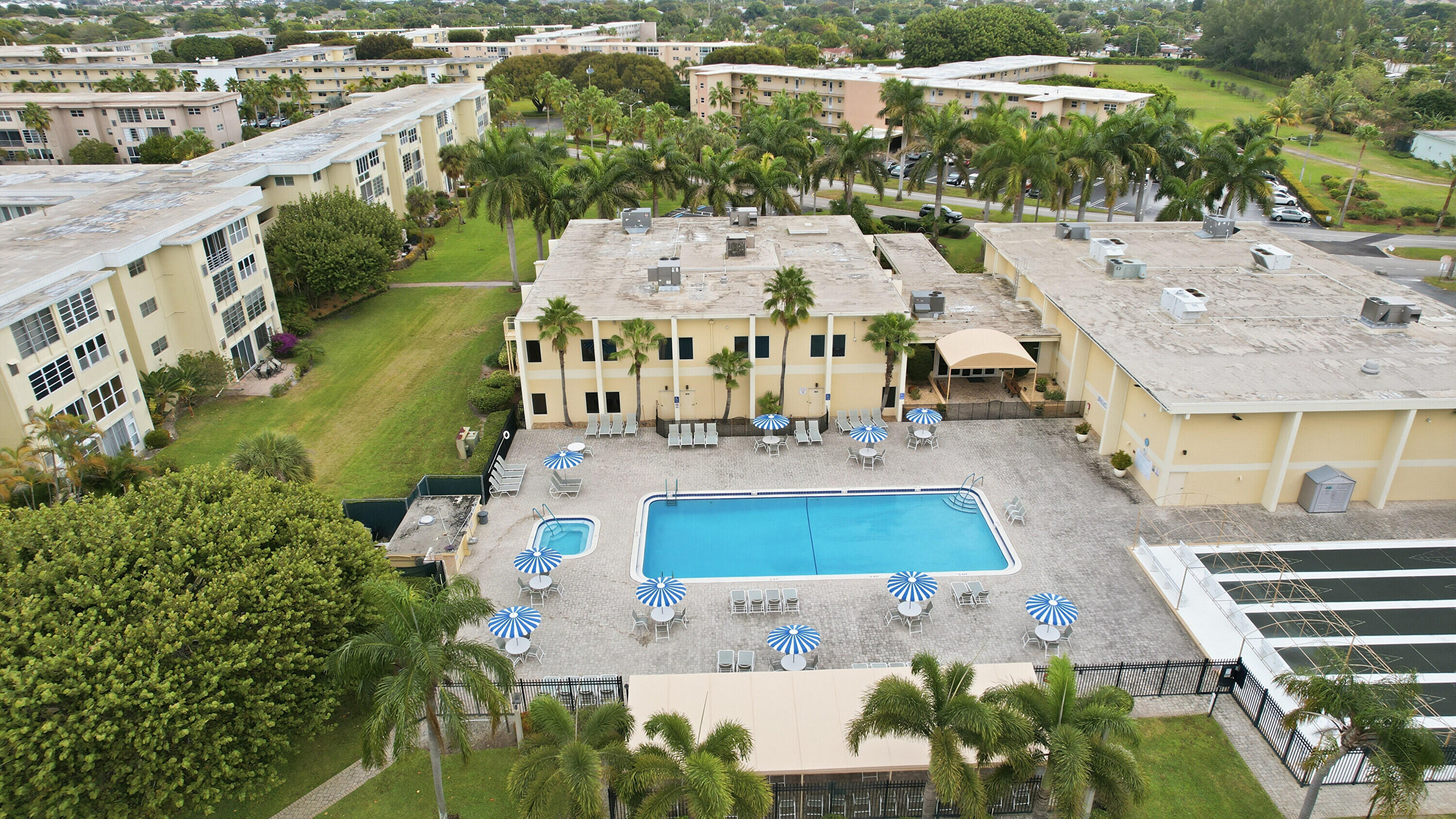 130 NE 26th Avenue 4090