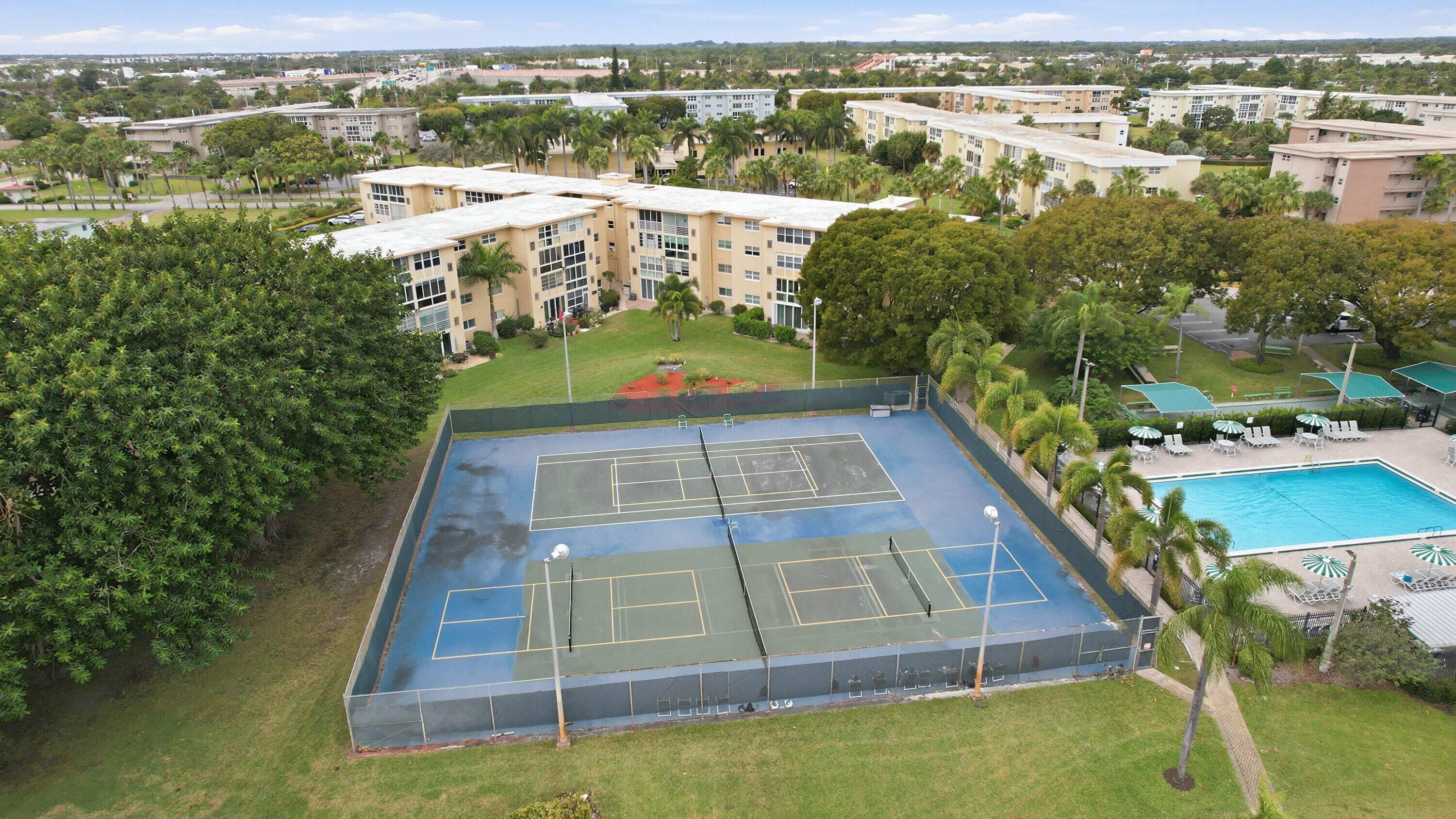 130 NE 26th Avenue 4090