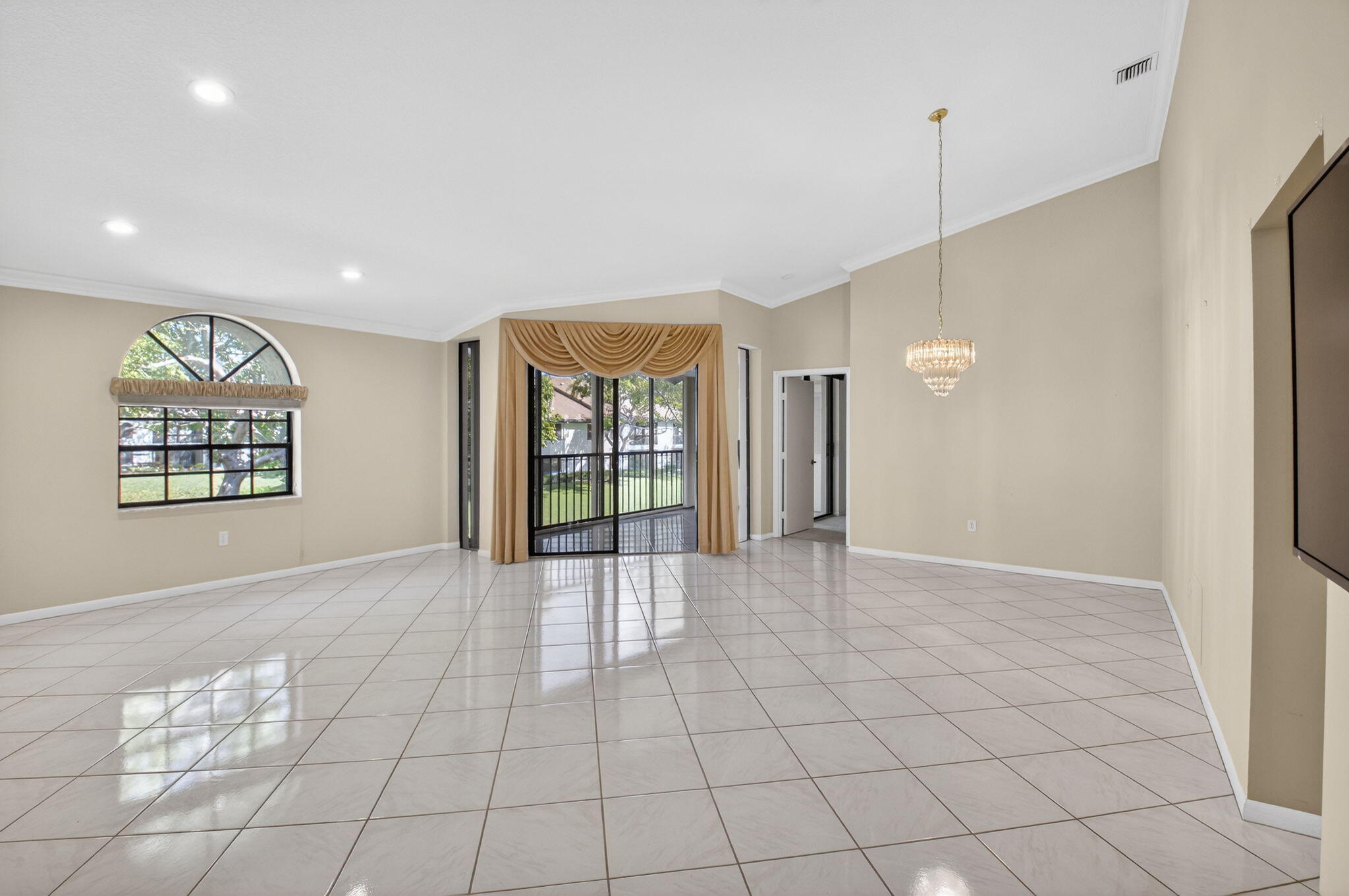 5253 Brisata Circle L