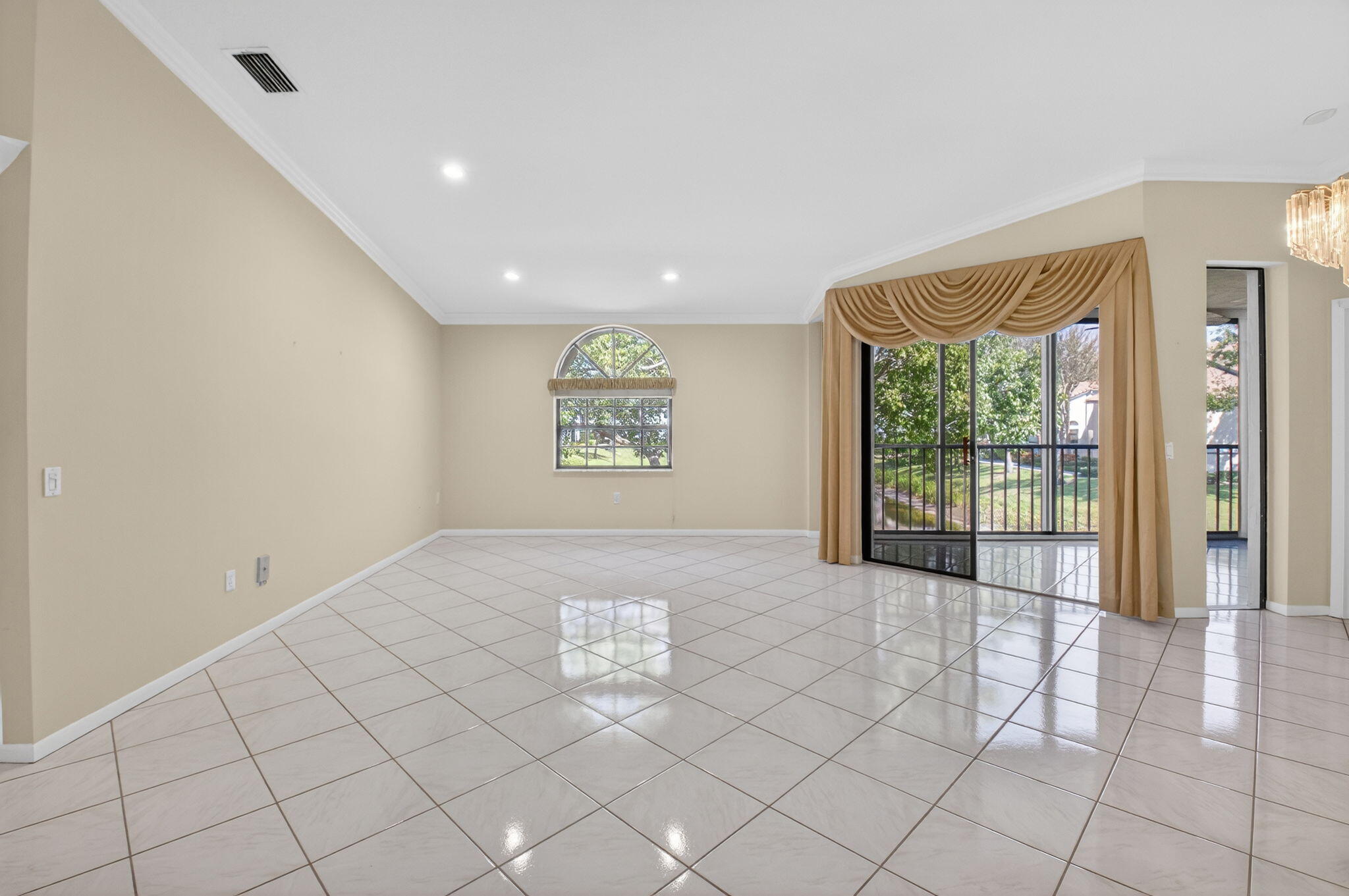 5253 Brisata Circle L