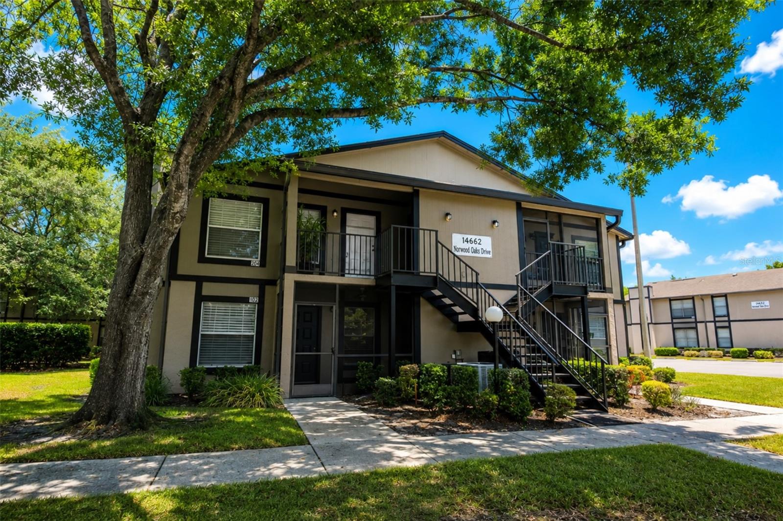 14662 NORWOOD OAKS DR #104