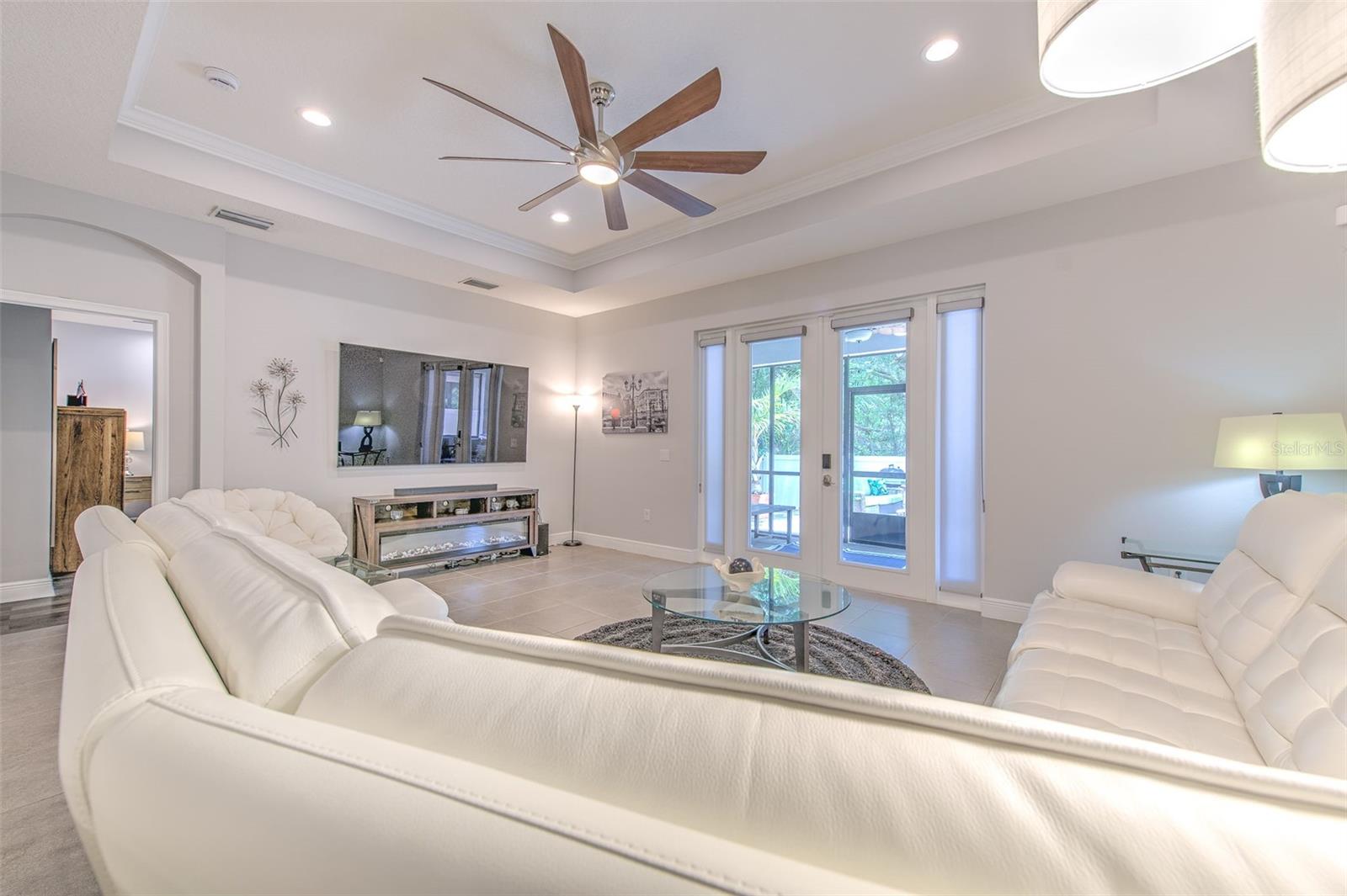 842 VINO VERDE CIR