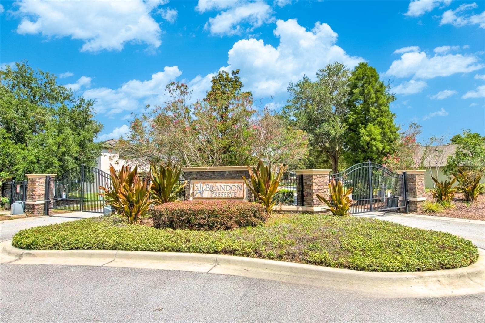 842 VINO VERDE CIR