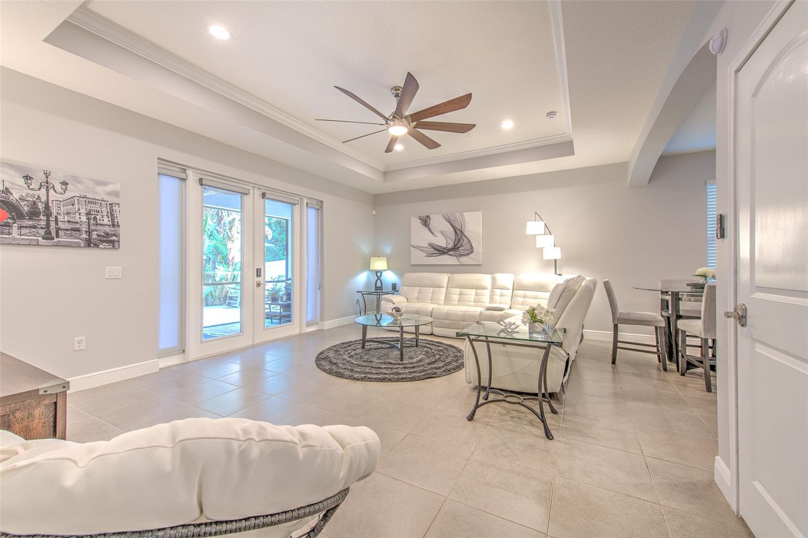 842 VINO VERDE CIR