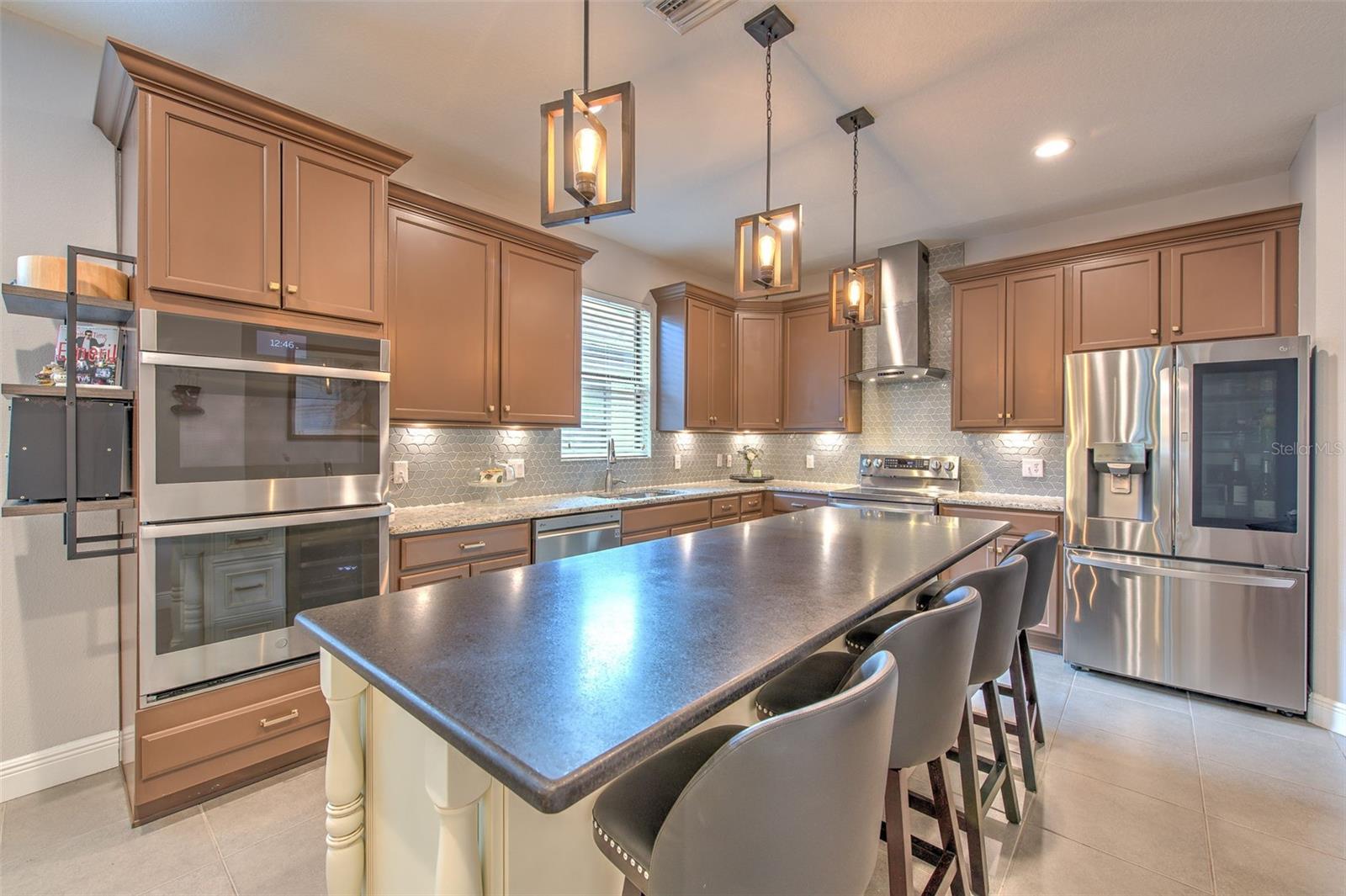 842 VINO VERDE CIR