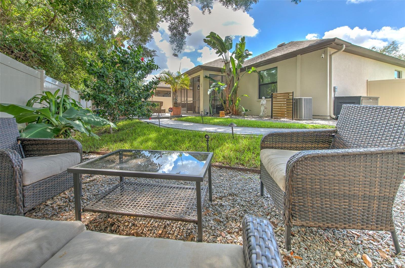 842 VINO VERDE CIR