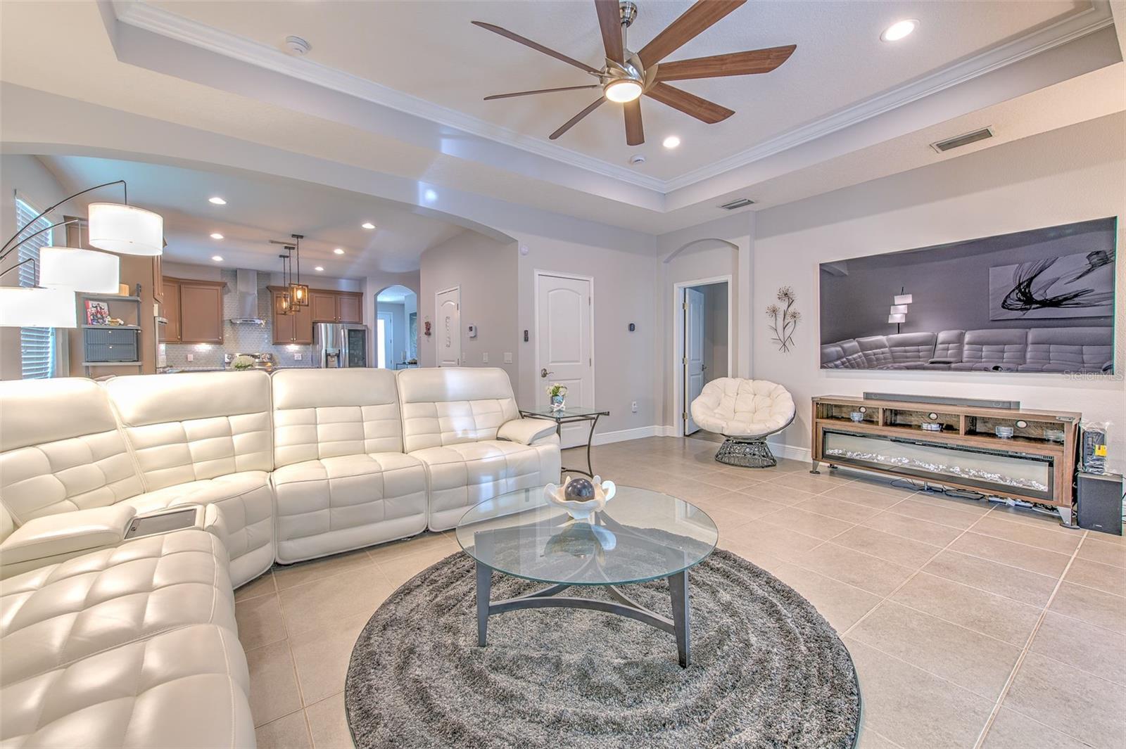 842 VINO VERDE CIR