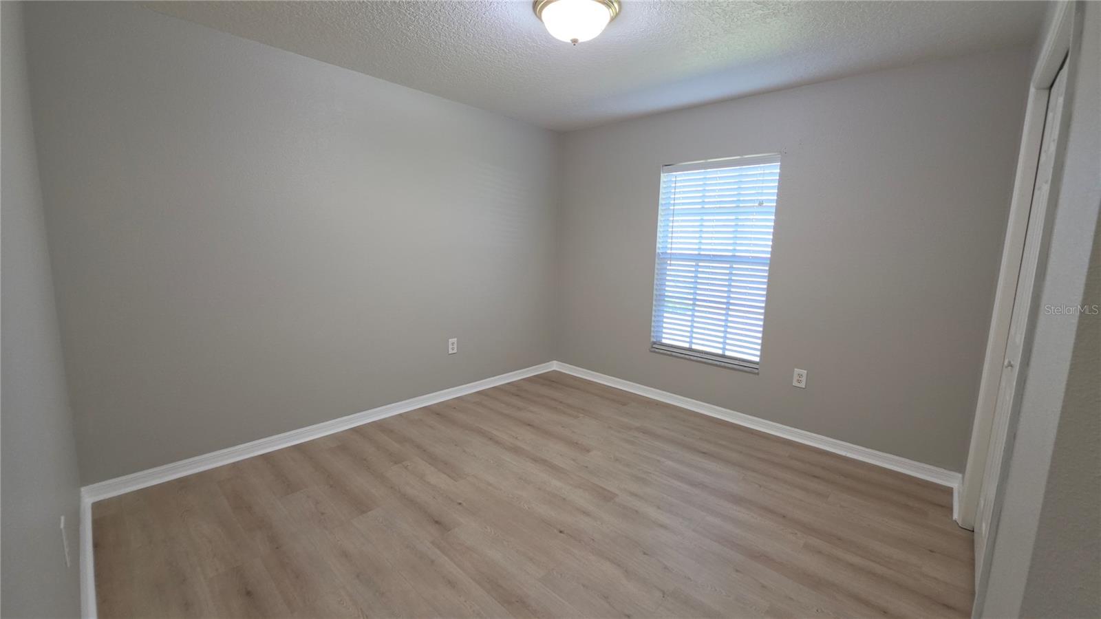 37515 LAUREL HAMMOCK DR