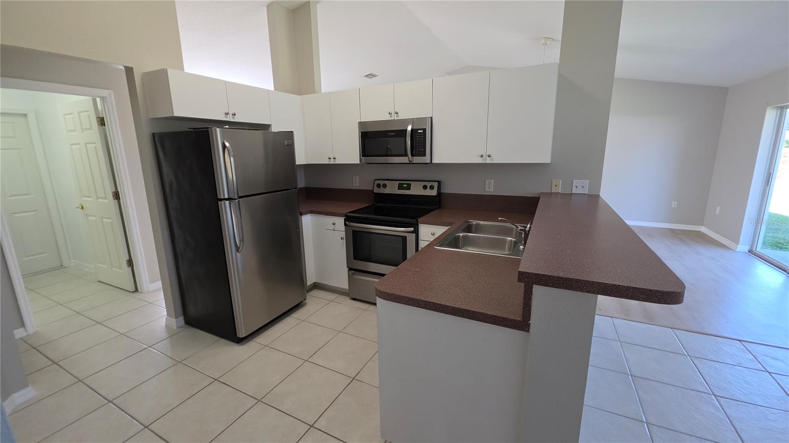 37515 LAUREL HAMMOCK DR