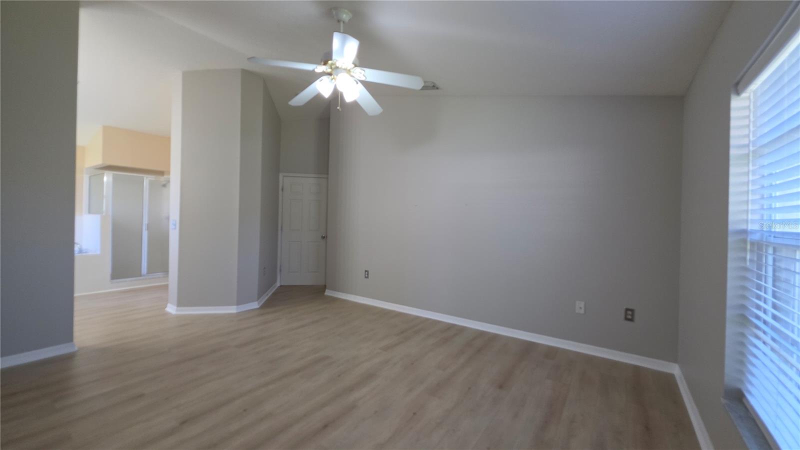 37515 LAUREL HAMMOCK DR