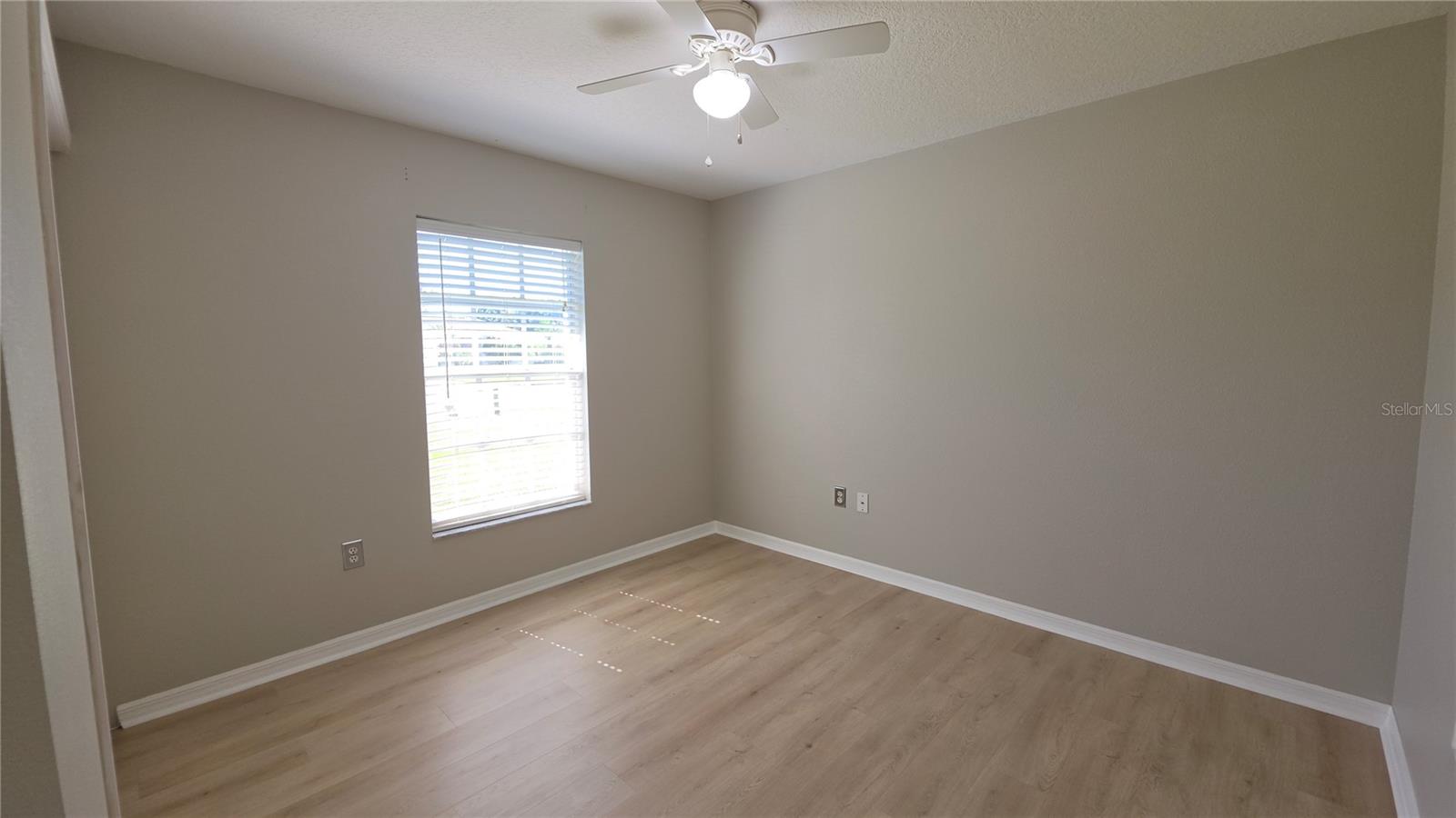 37515 LAUREL HAMMOCK DR