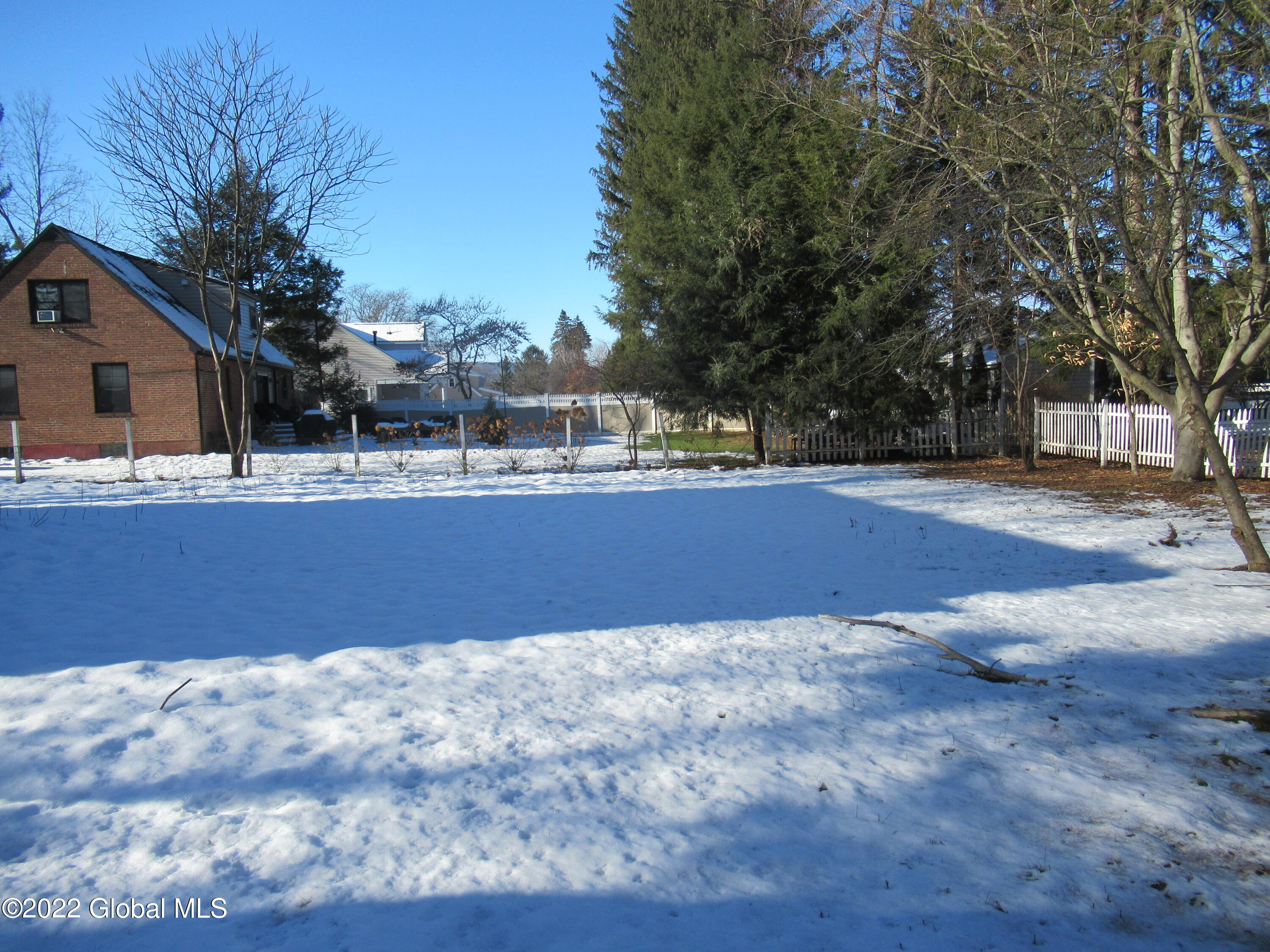 816 Sanders Avenue