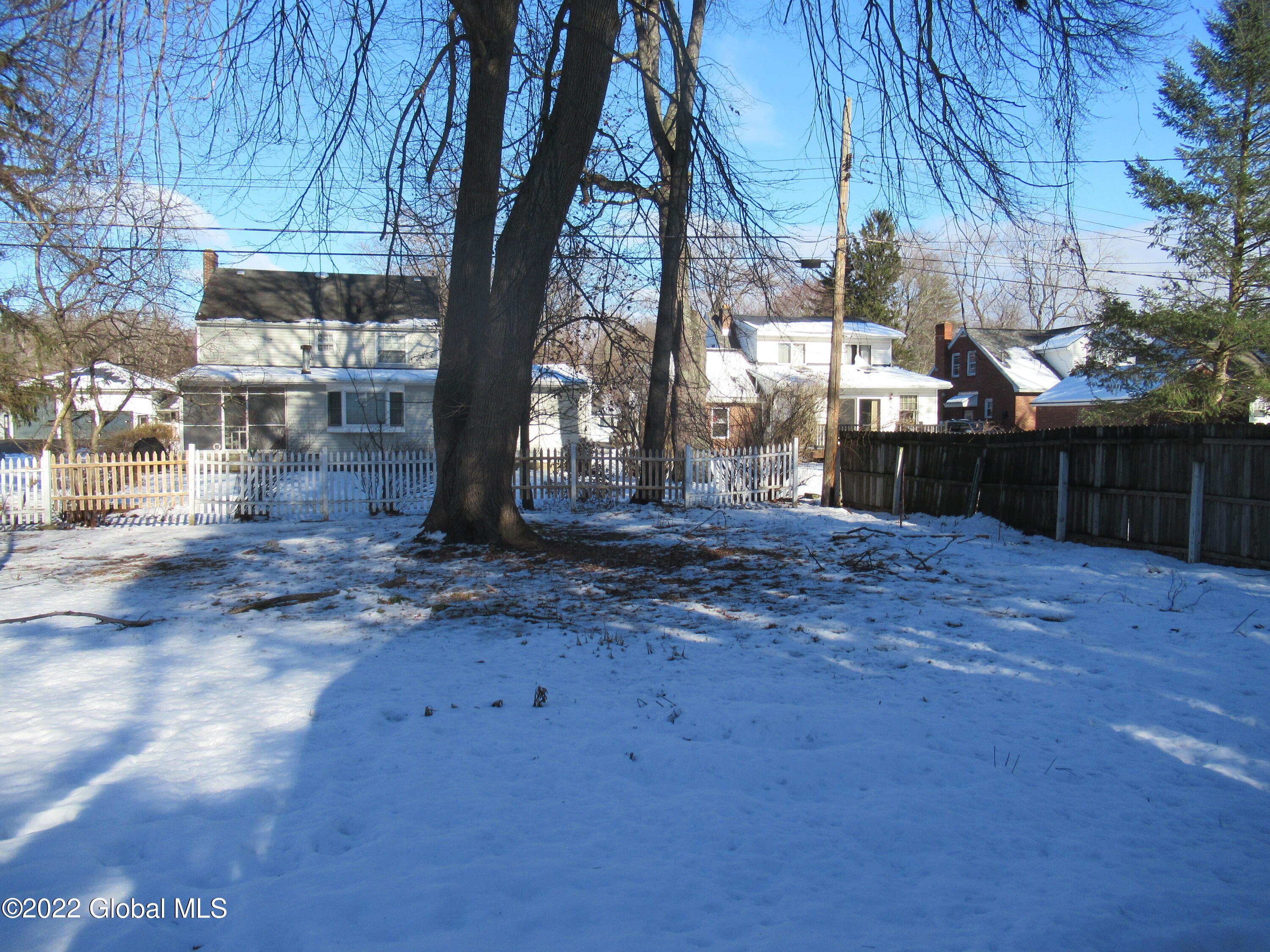 816 Sanders Avenue