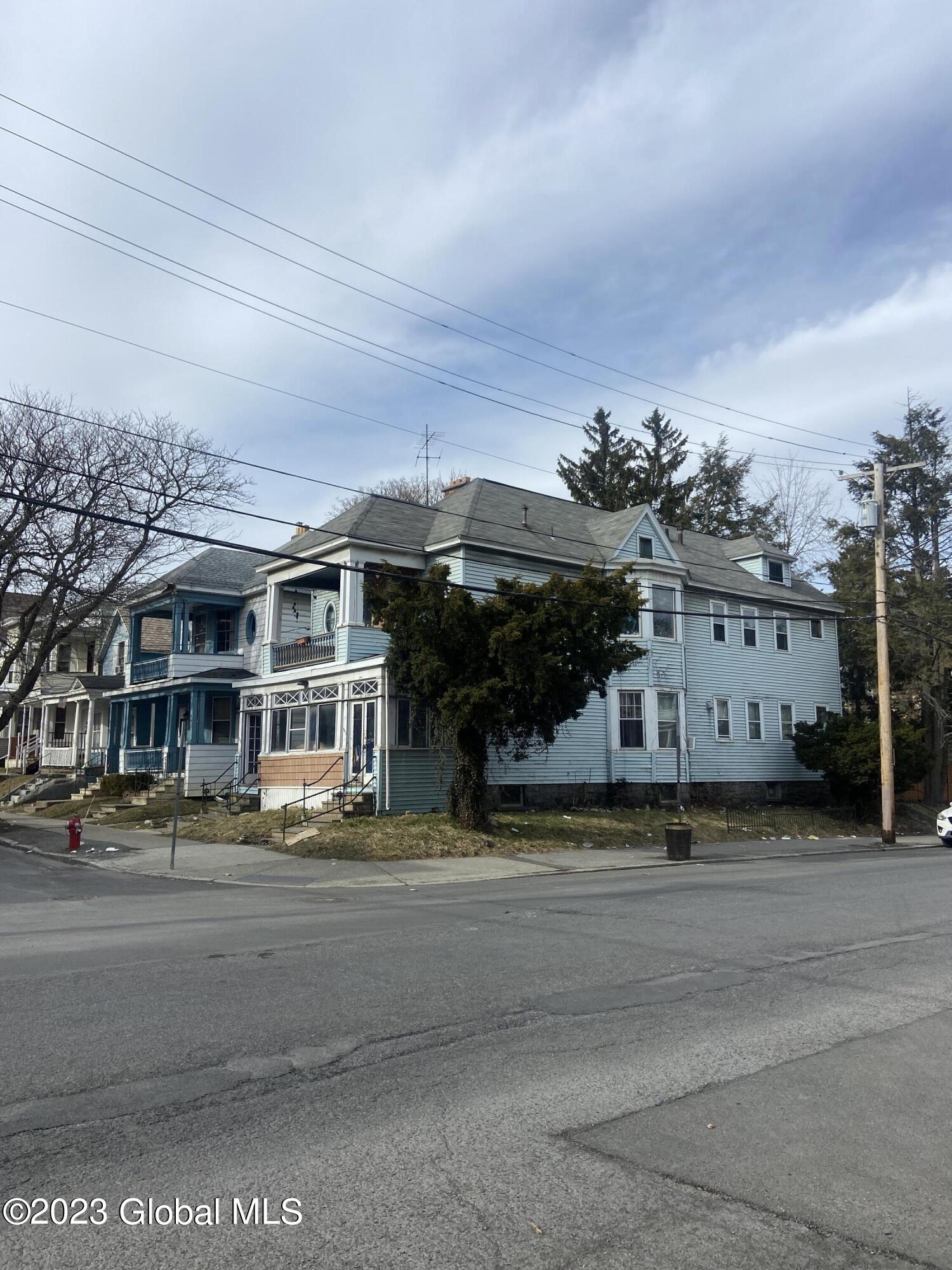 443-445 Hamilton Street