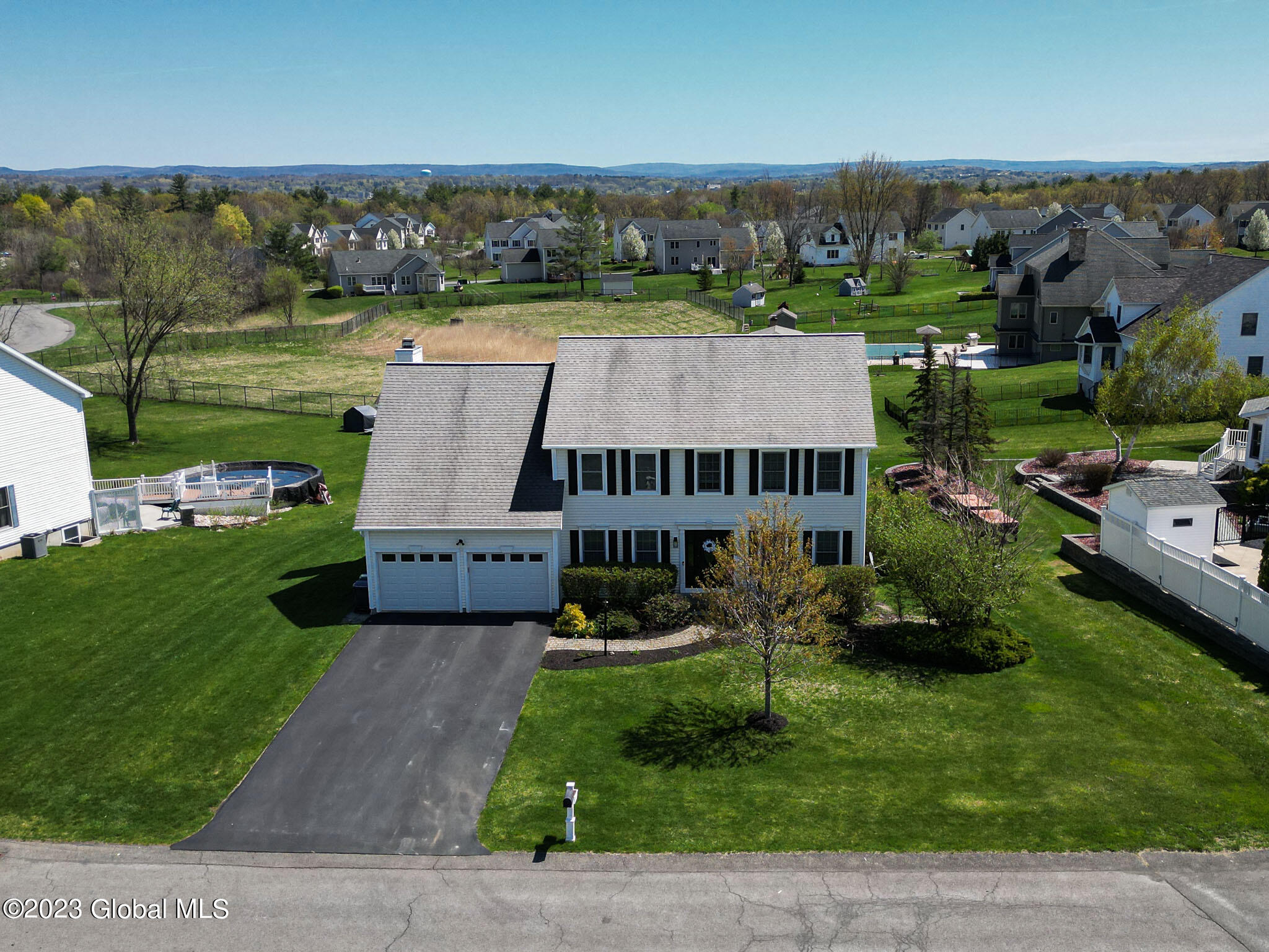 6 Cambrai DR