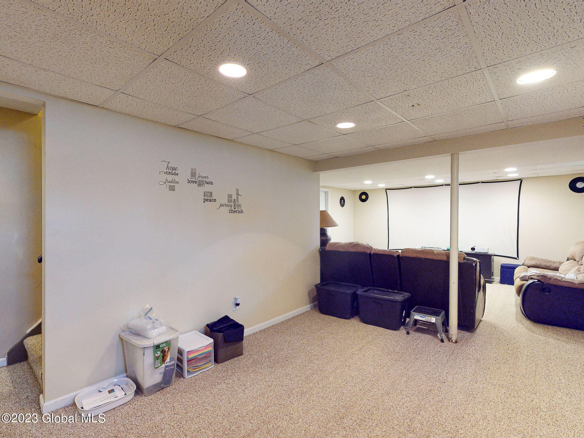 6 Cambrai DR