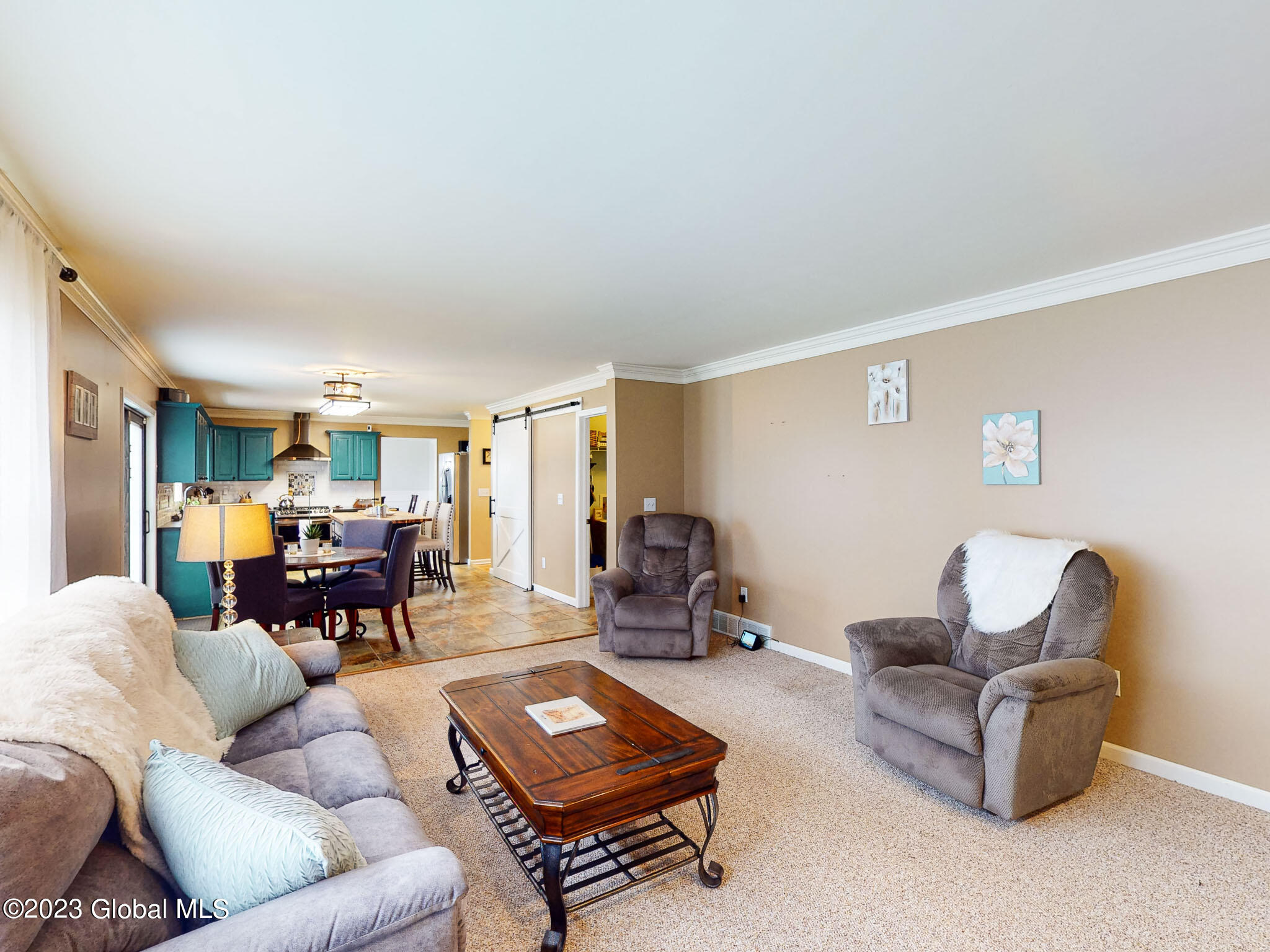 6 Cambrai DR