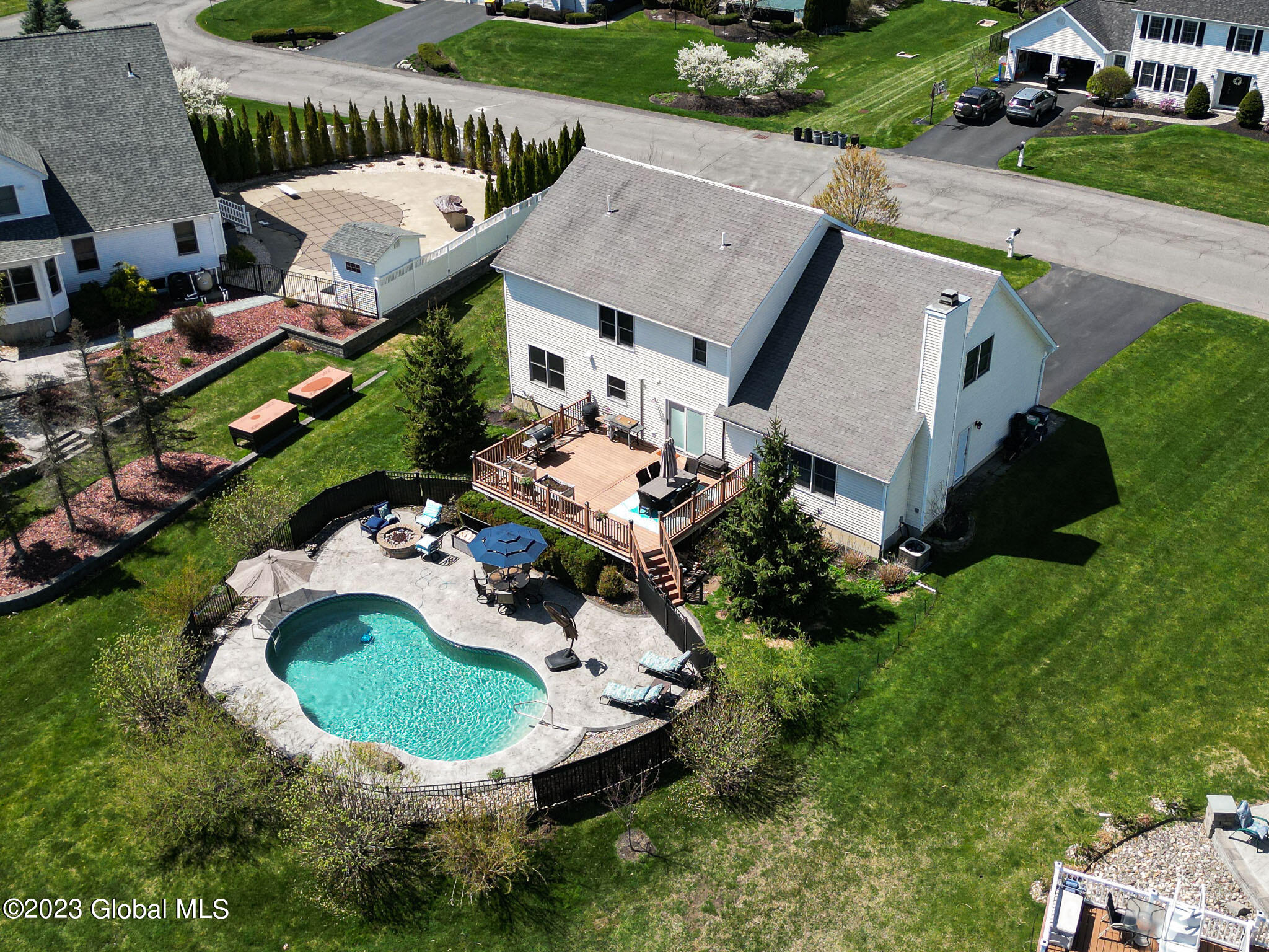 6 Cambrai DR