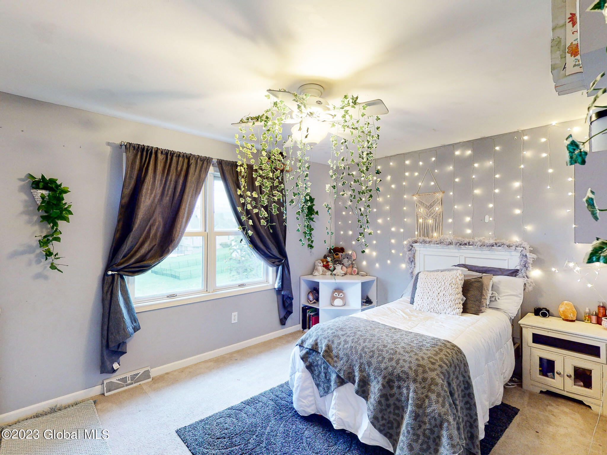 6 Cambrai DR
