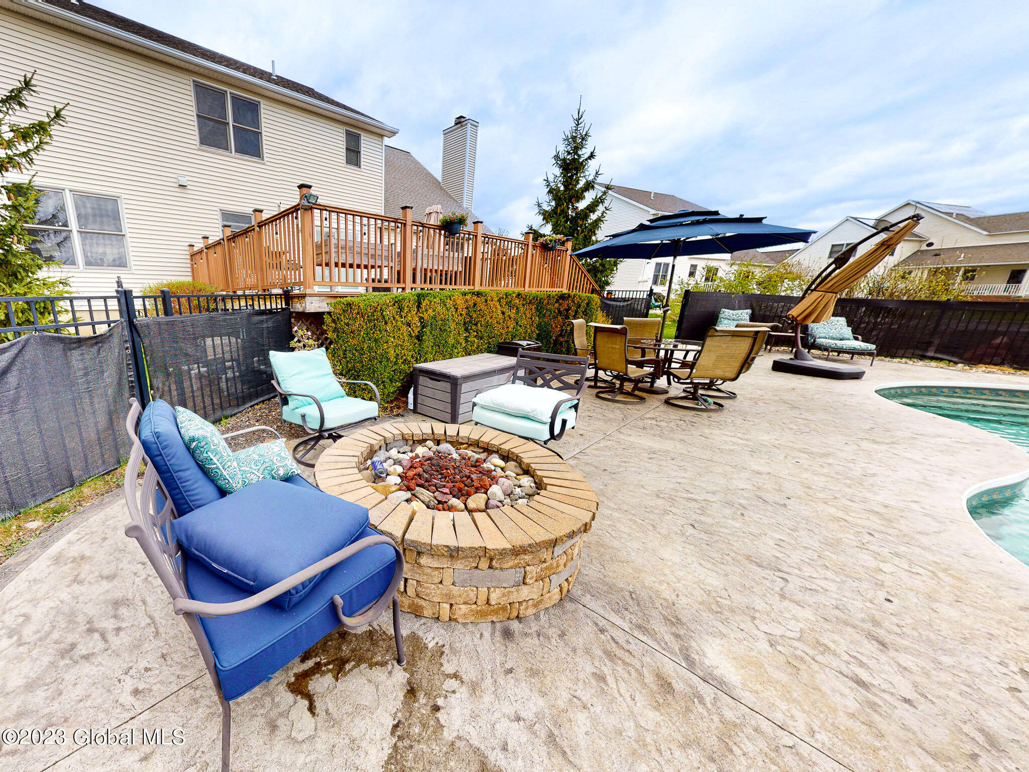 6 Cambrai DR