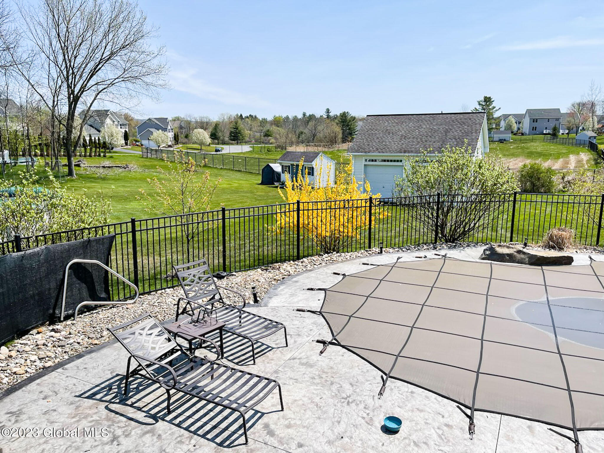 6 Cambrai DR