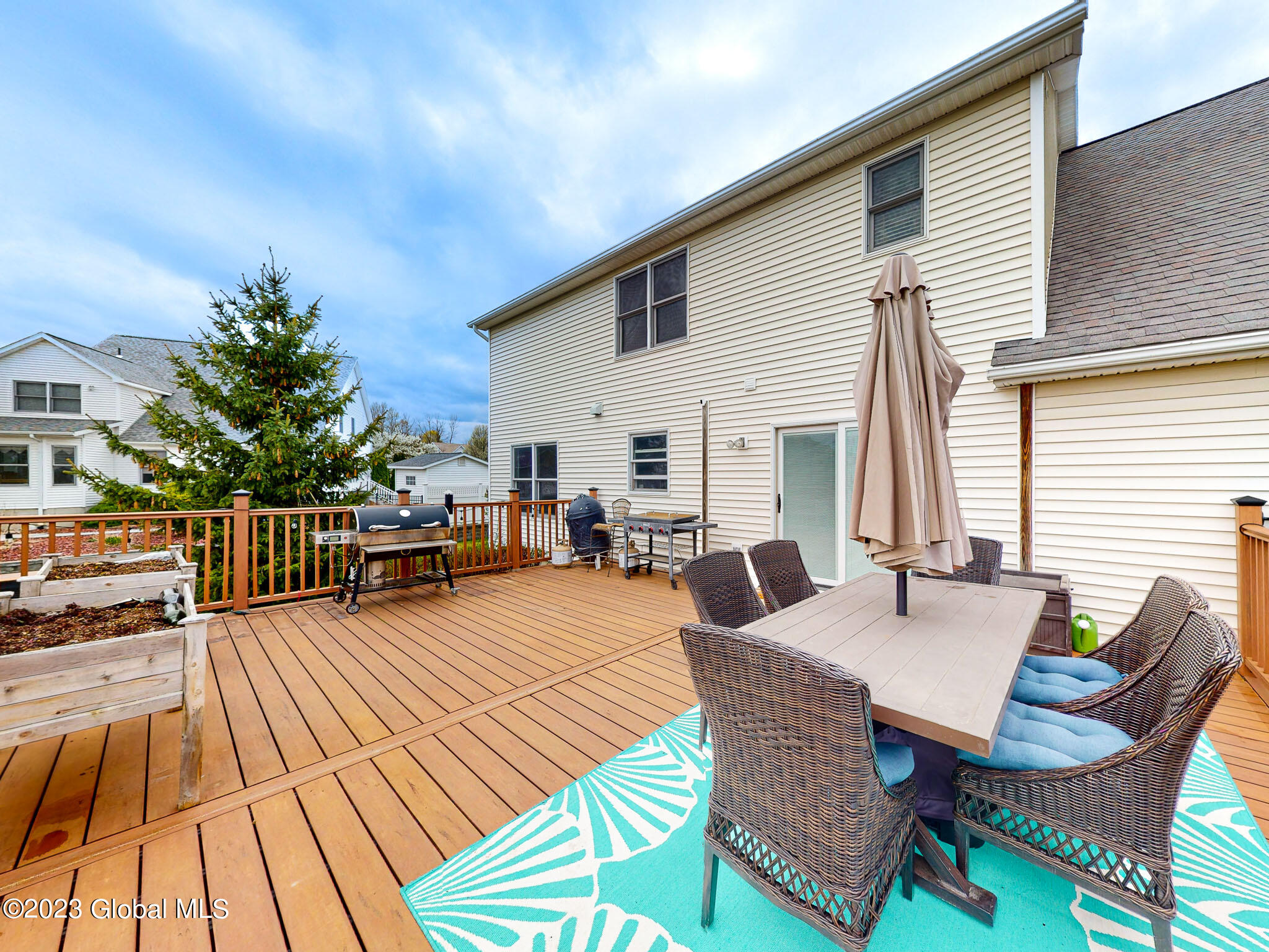 6 Cambrai DR