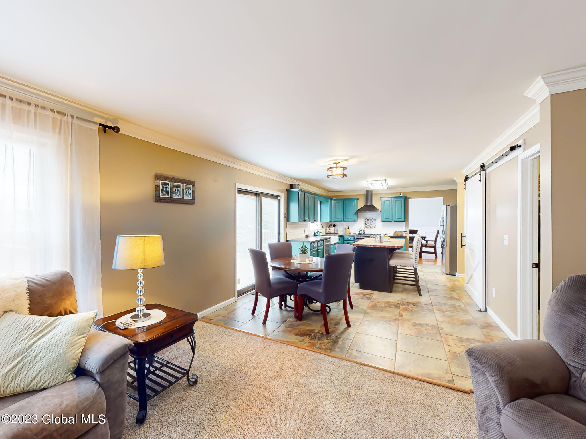 6 Cambrai DR