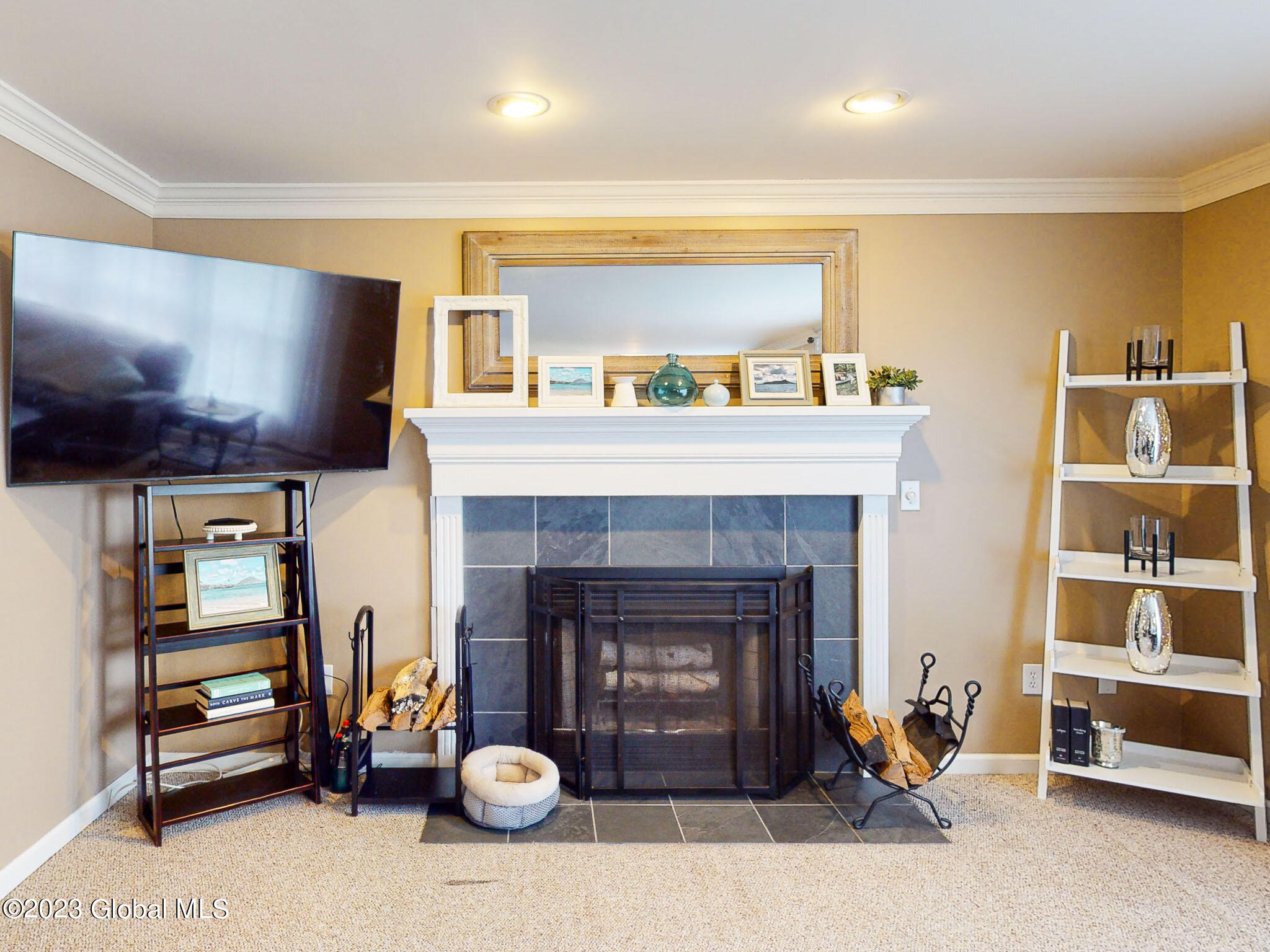 6 Cambrai DR