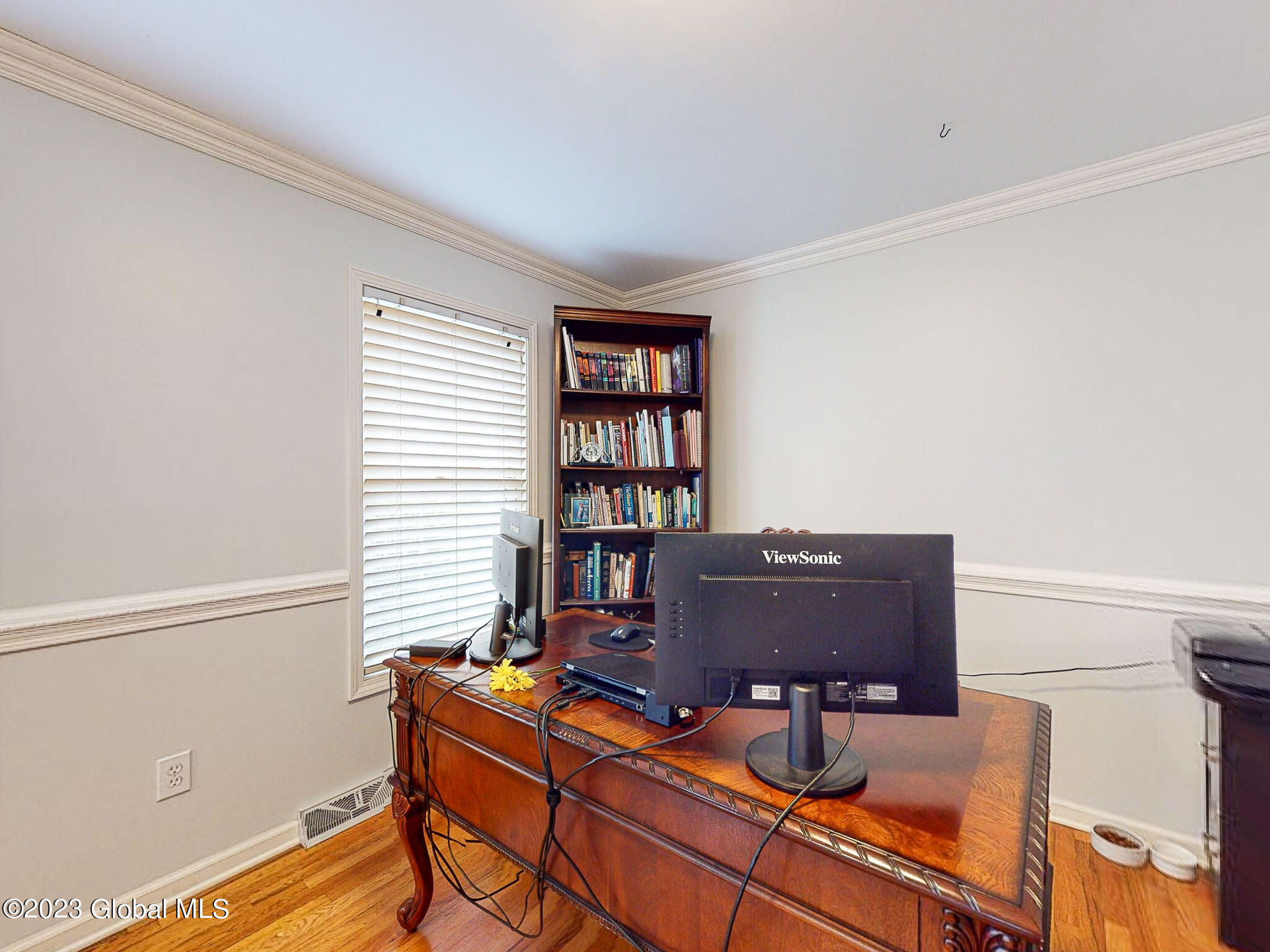 6 Cambrai DR