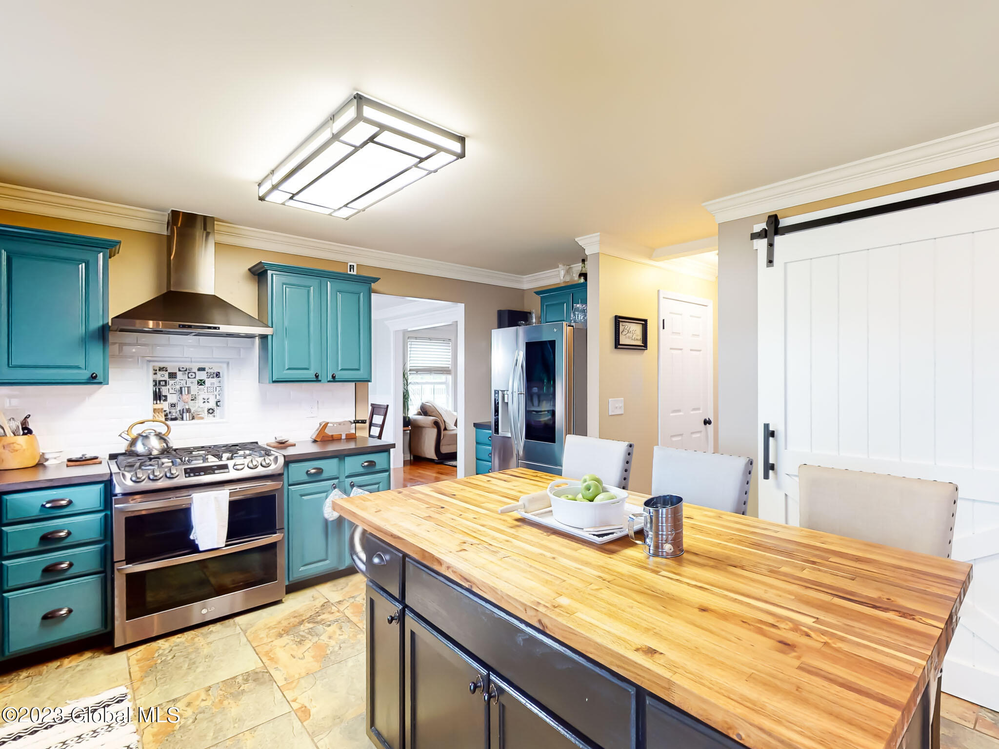 6 Cambrai DR