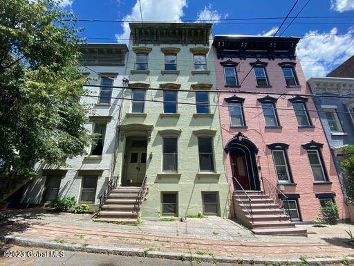11 Elm Street
