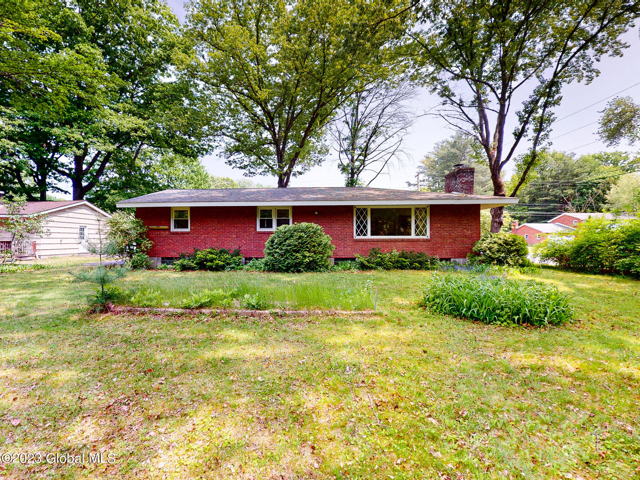 4 Drott Drive