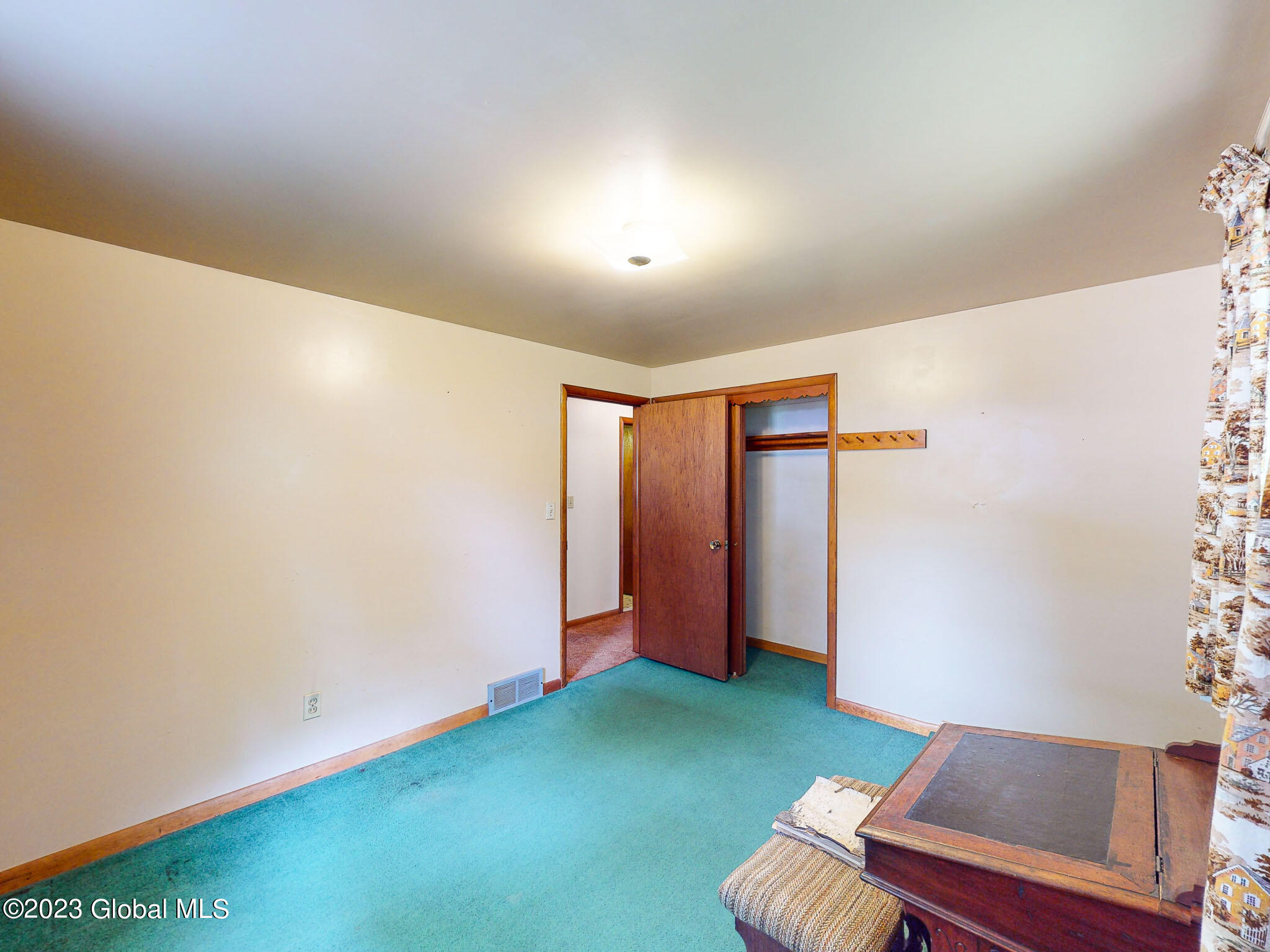 4 Drott Drive
