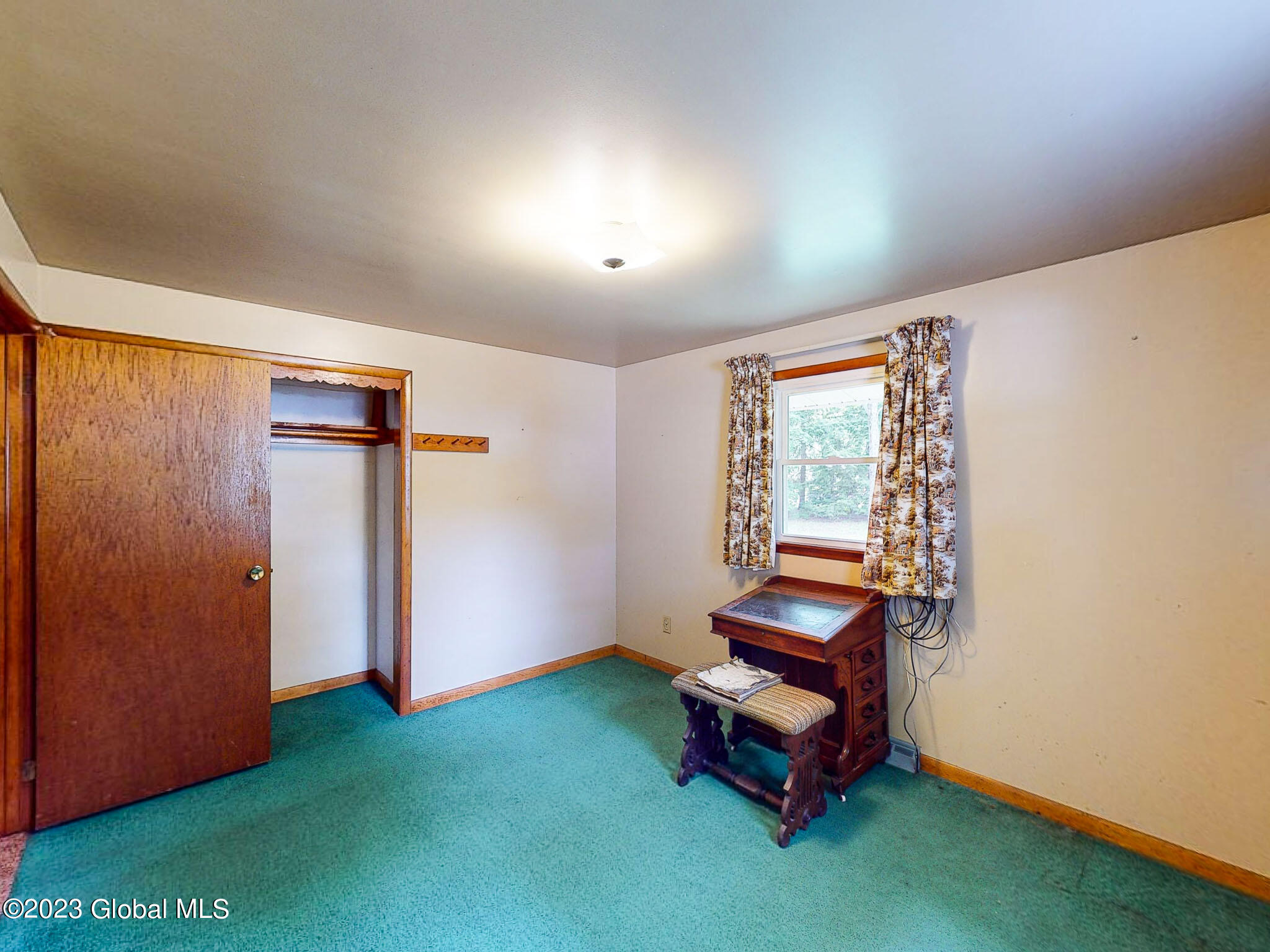 4 Drott Drive