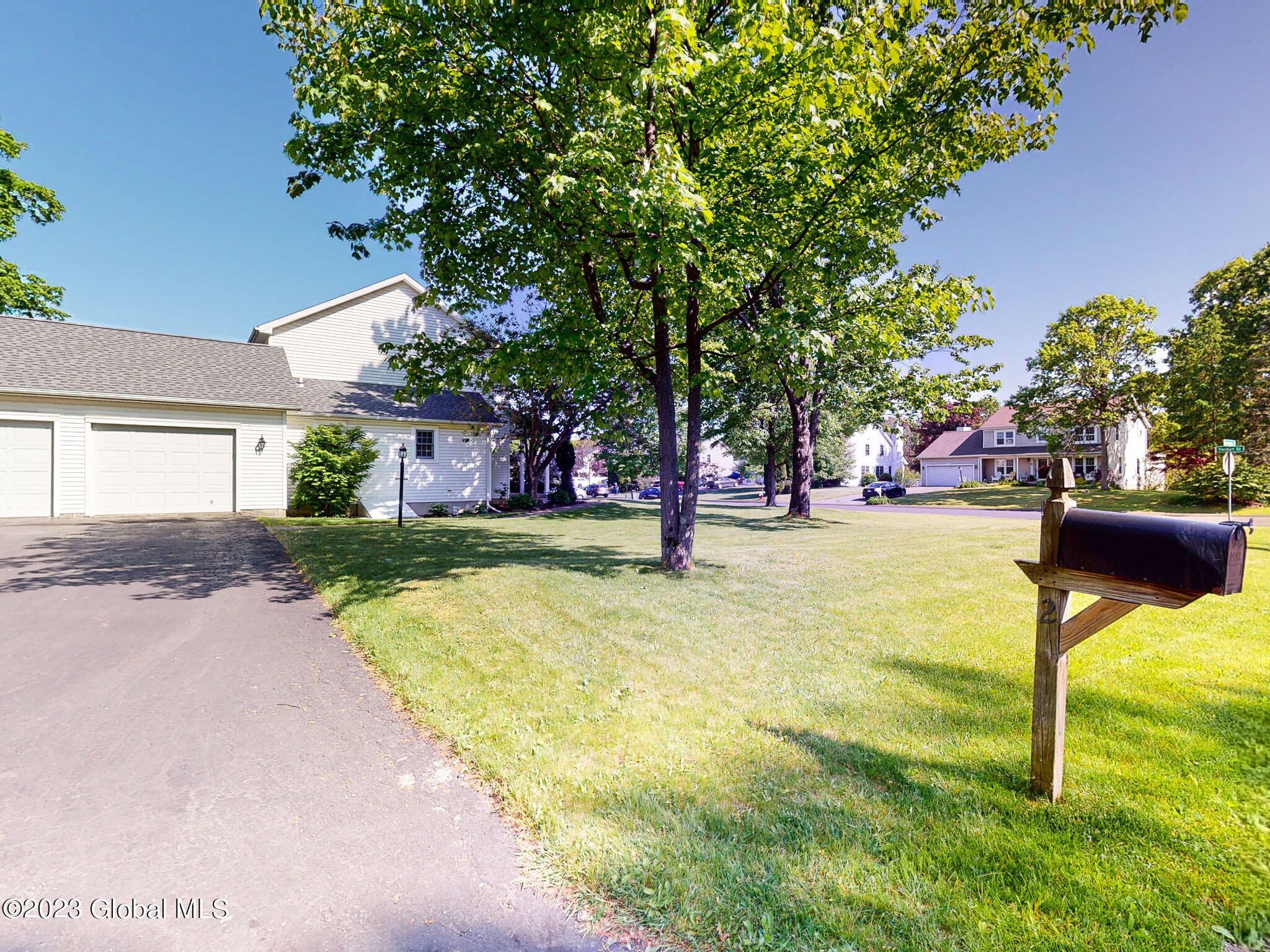 2 Verdun Street