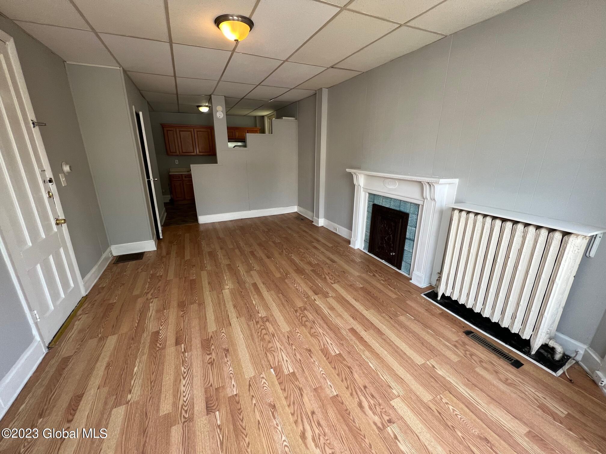 114 Sixth Avenue