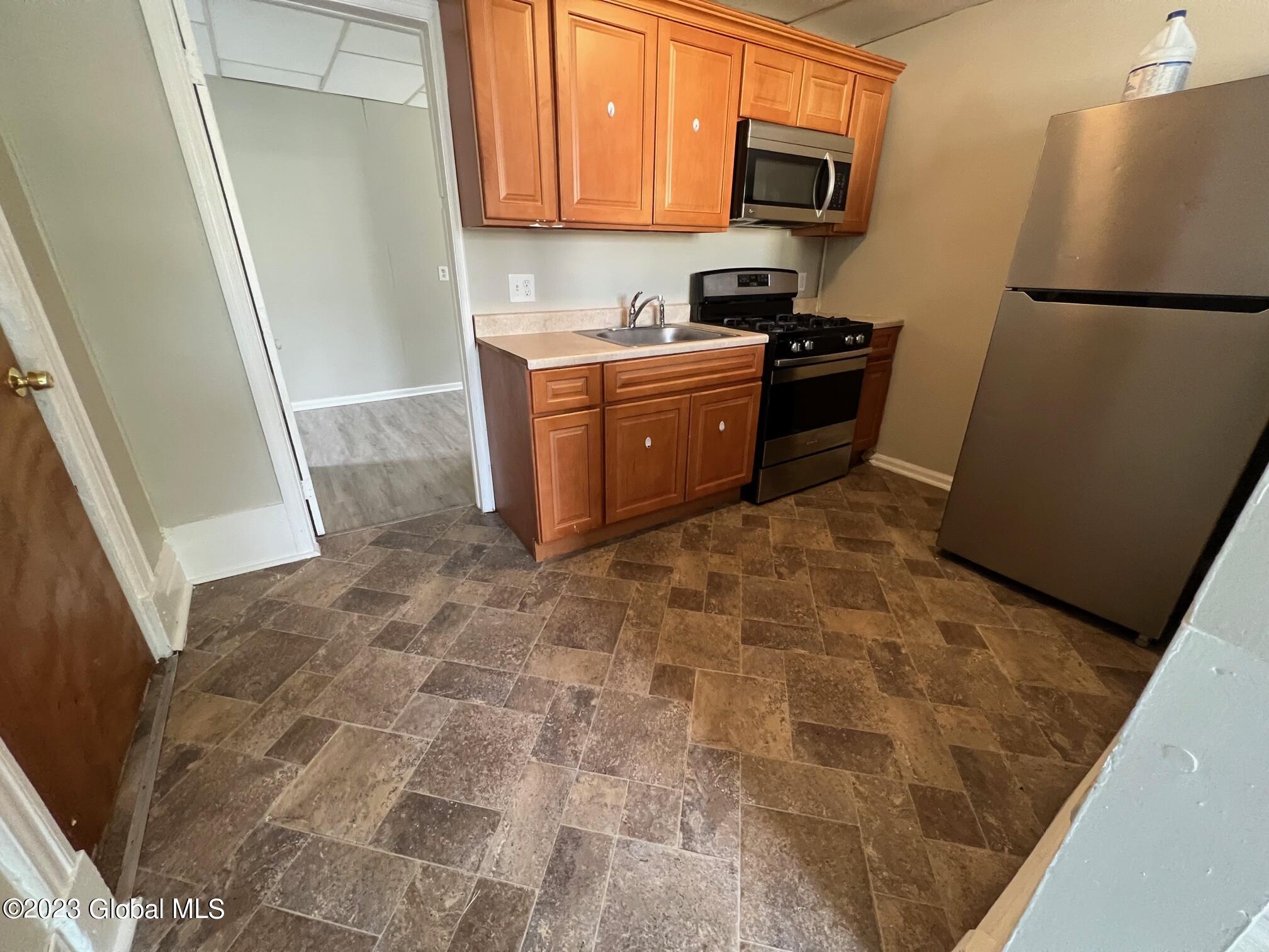114 Sixth Avenue