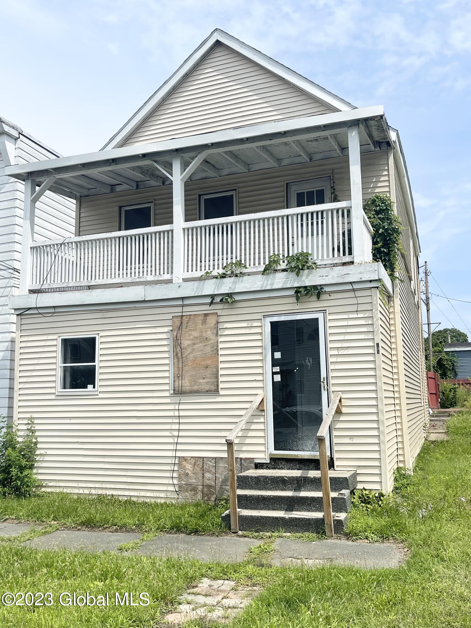 105 Hudson Avenue