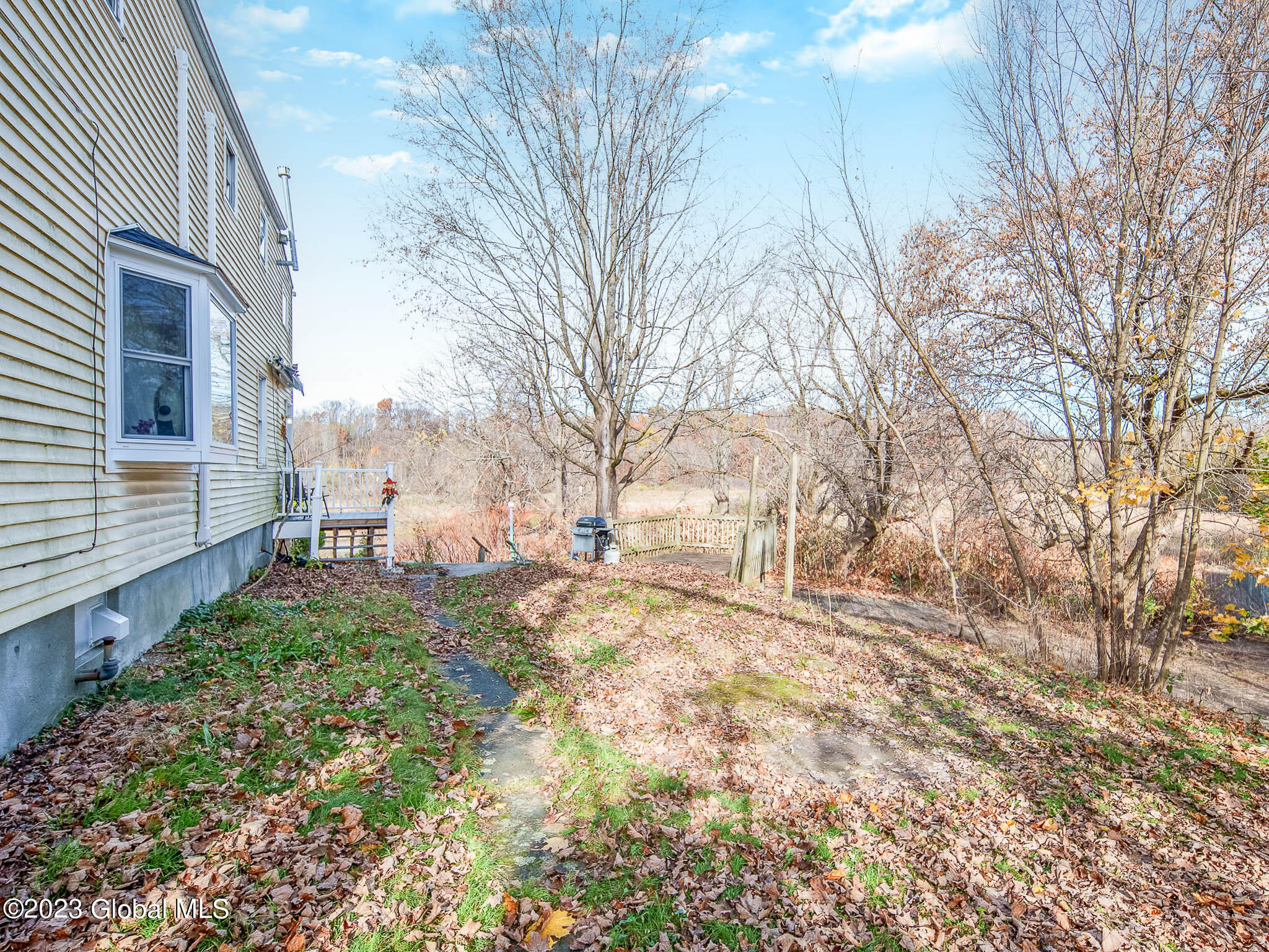 39 Campbell Avenue
