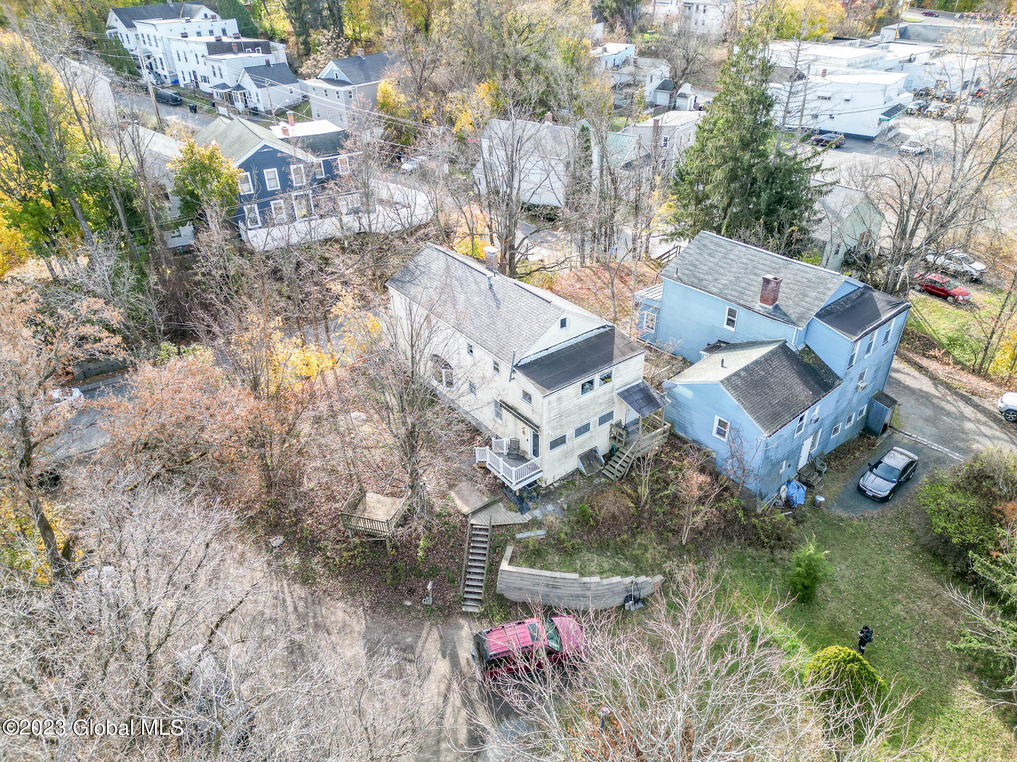 39 Campbell Avenue