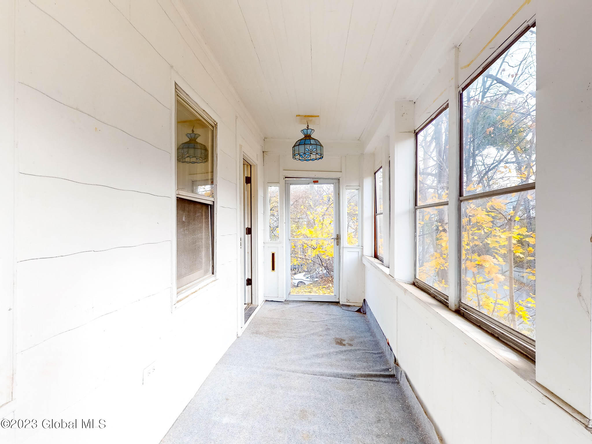 39 Campbell Avenue
