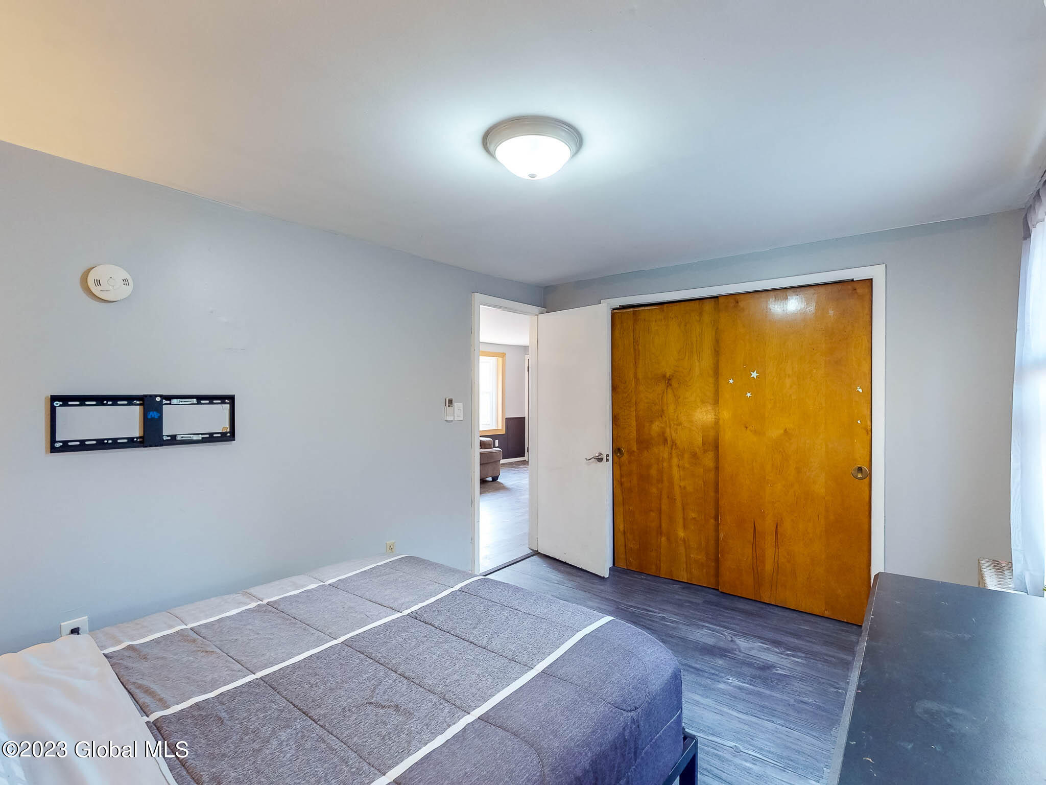 39 Campbell Avenue