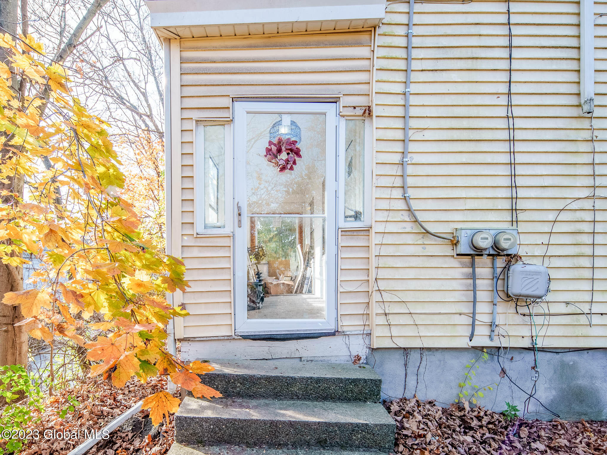 39 Campbell Avenue